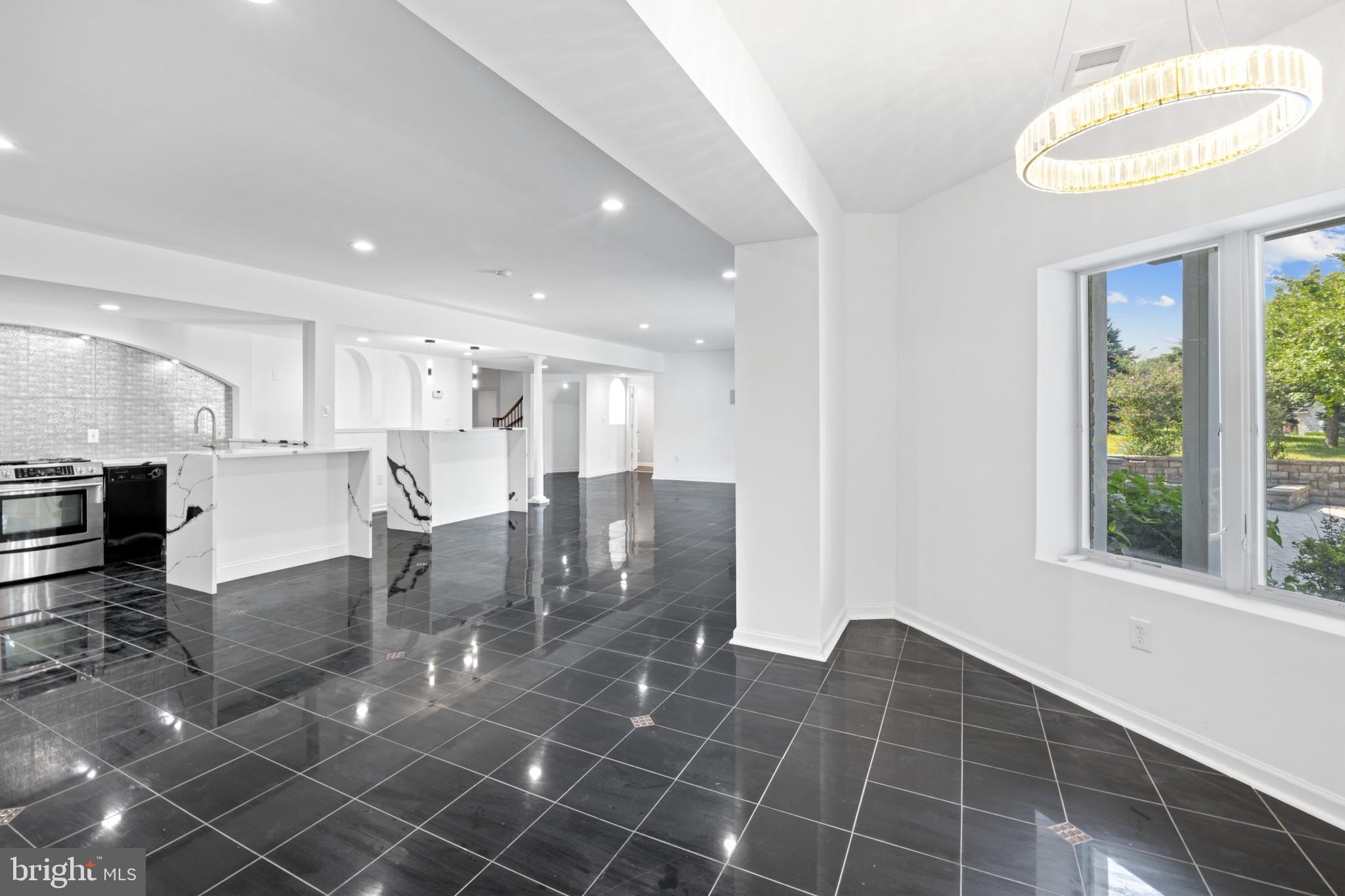 HIGHLAND - Residential