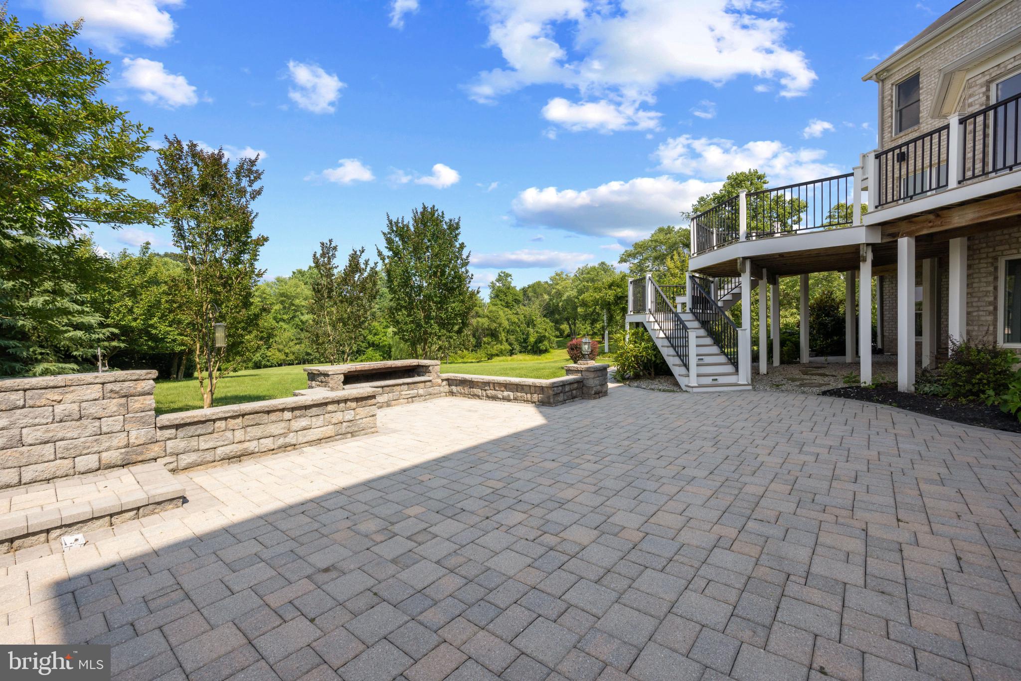 HIGHLAND - Residential