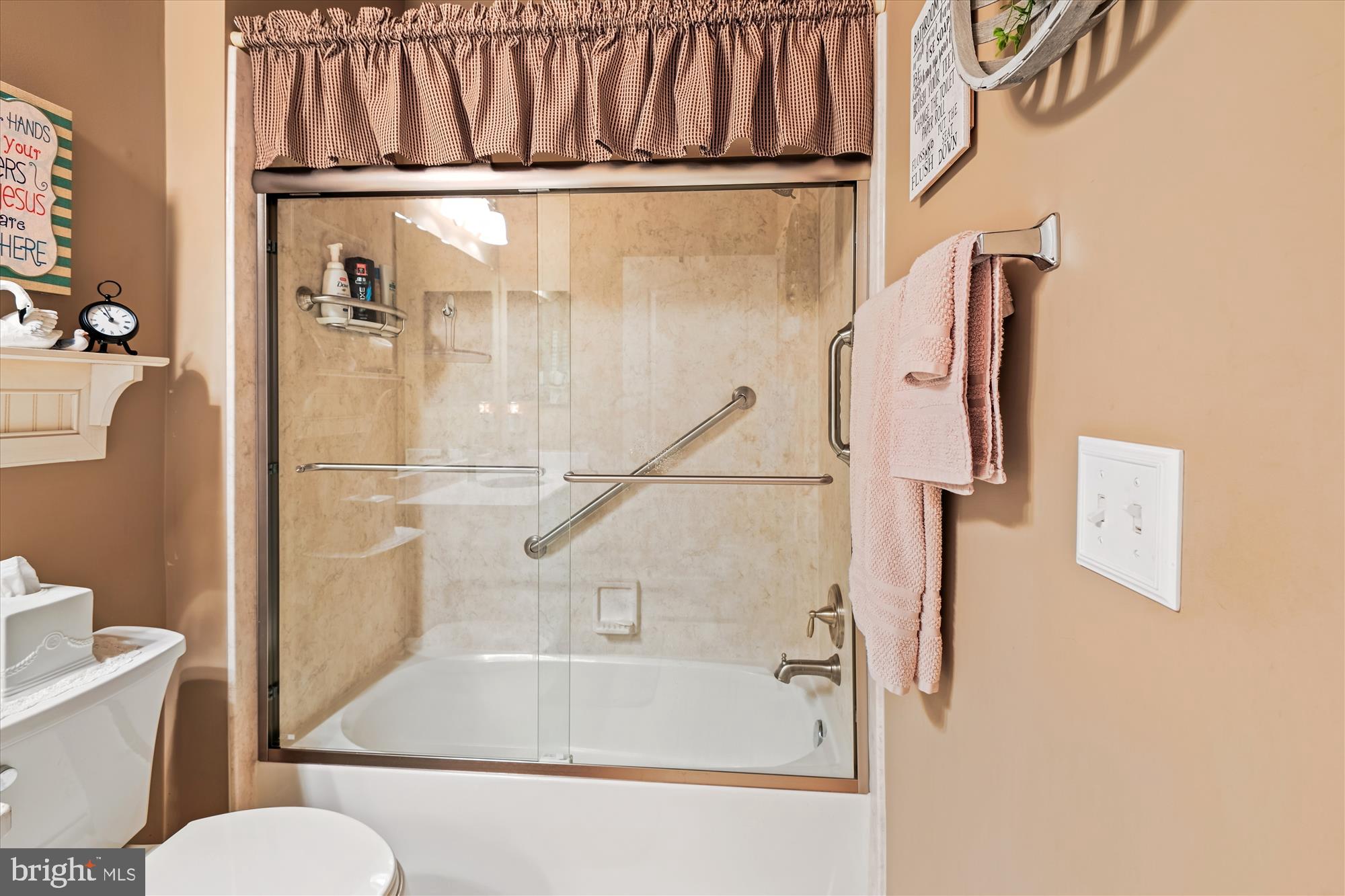 CEDAR RIDGE - Residential