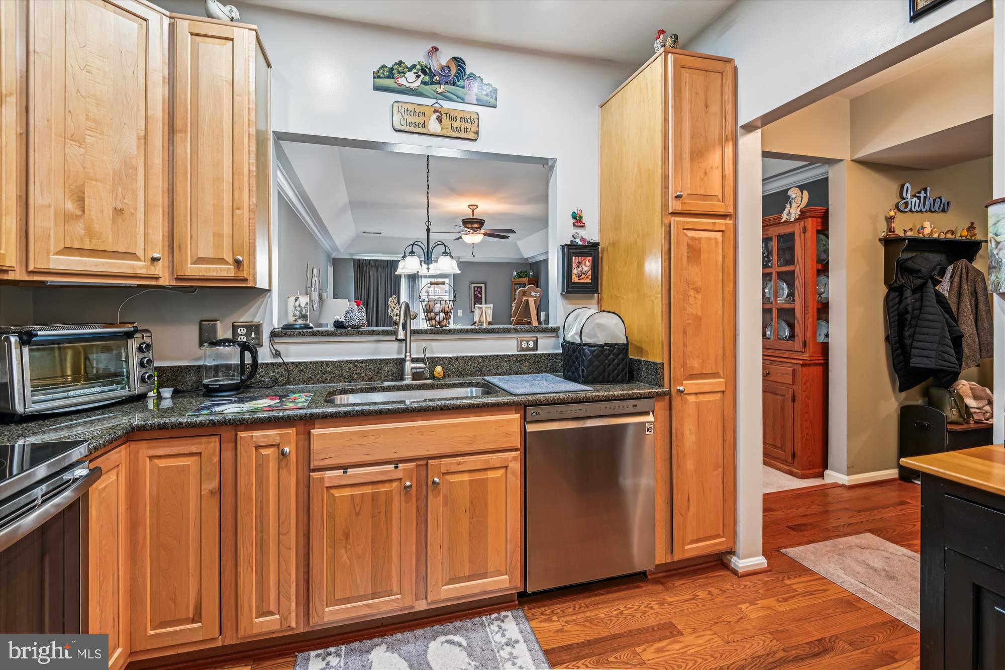 8601 ROAMING RIDGE WAY 304