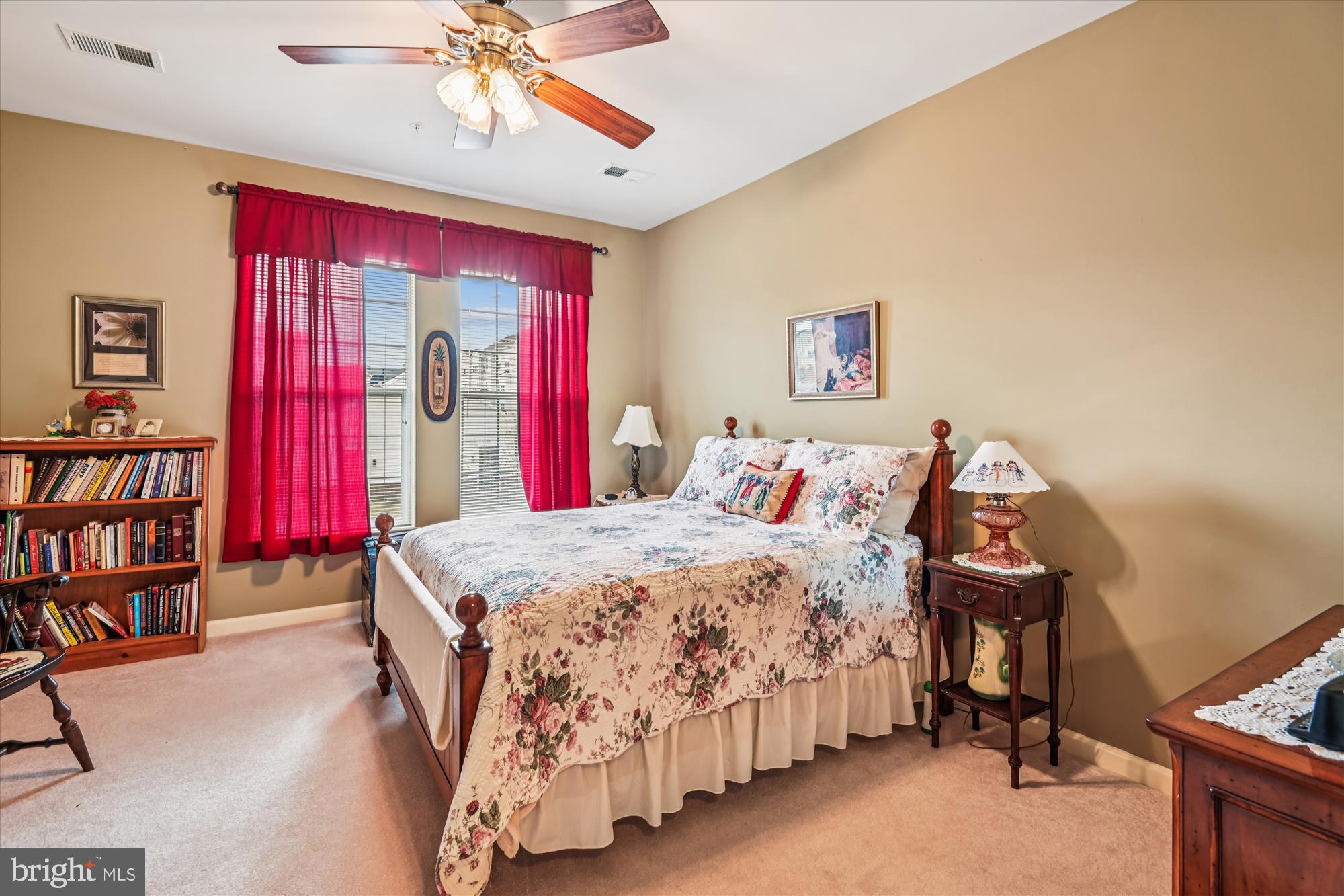 CEDAR RIDGE - Residential