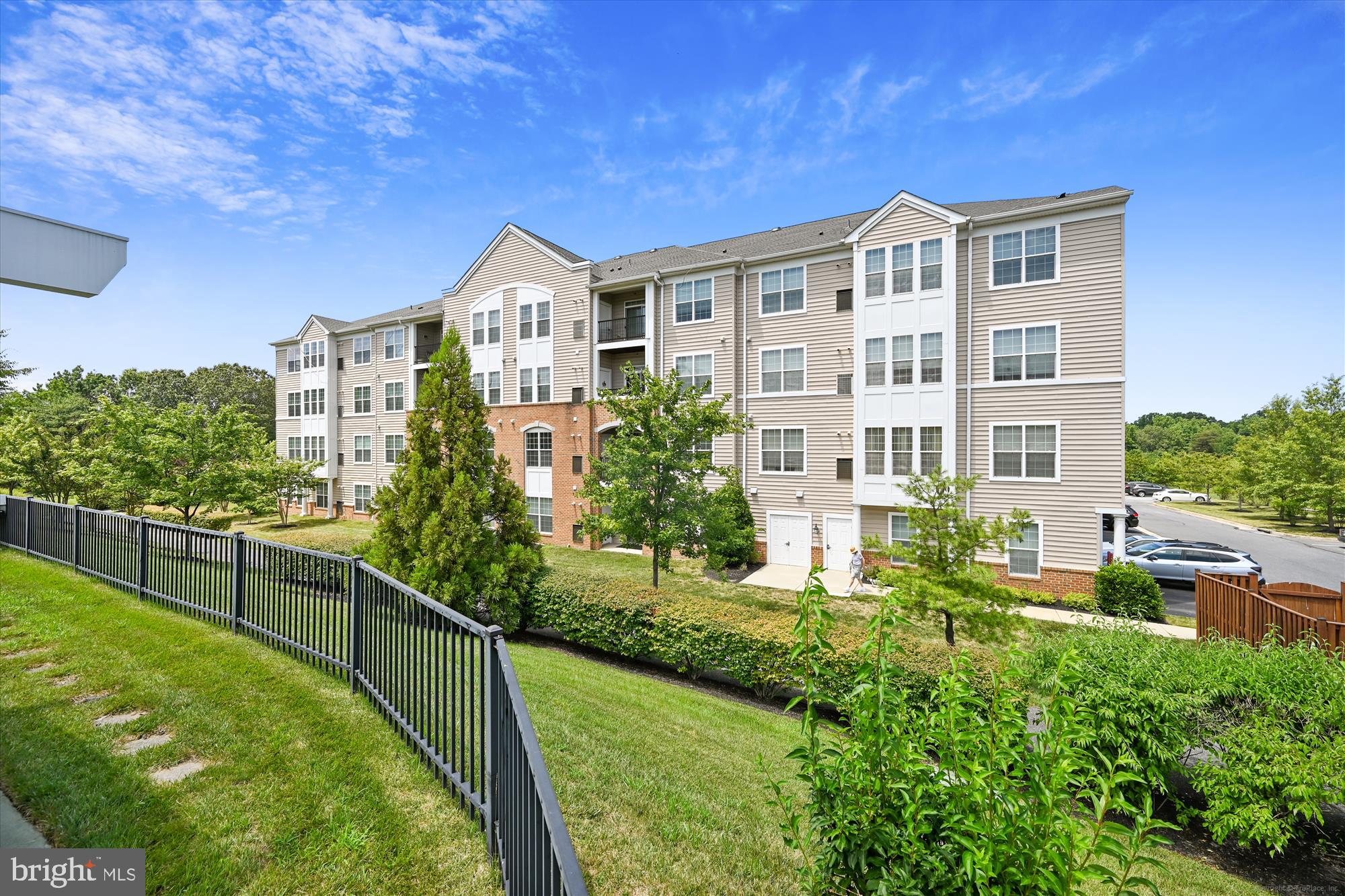 CEDAR RIDGE - Residential