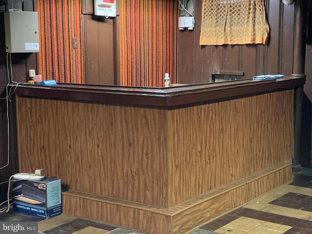 211 SHARON PARK DRIVE