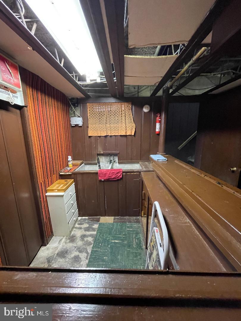 211 SHARON PARK DRIVE