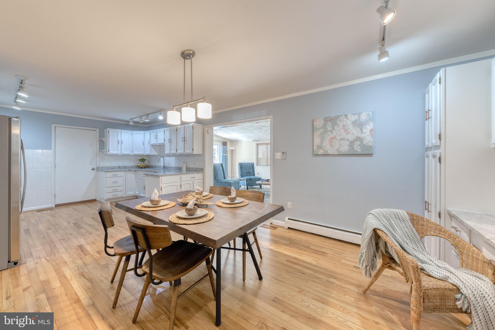 GLENN DALE - Residential