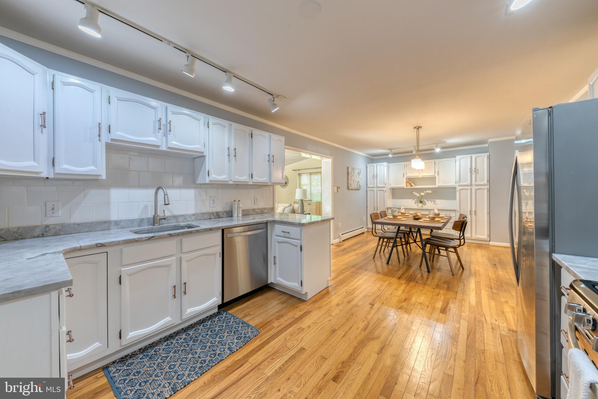 GLENN DALE - Residential