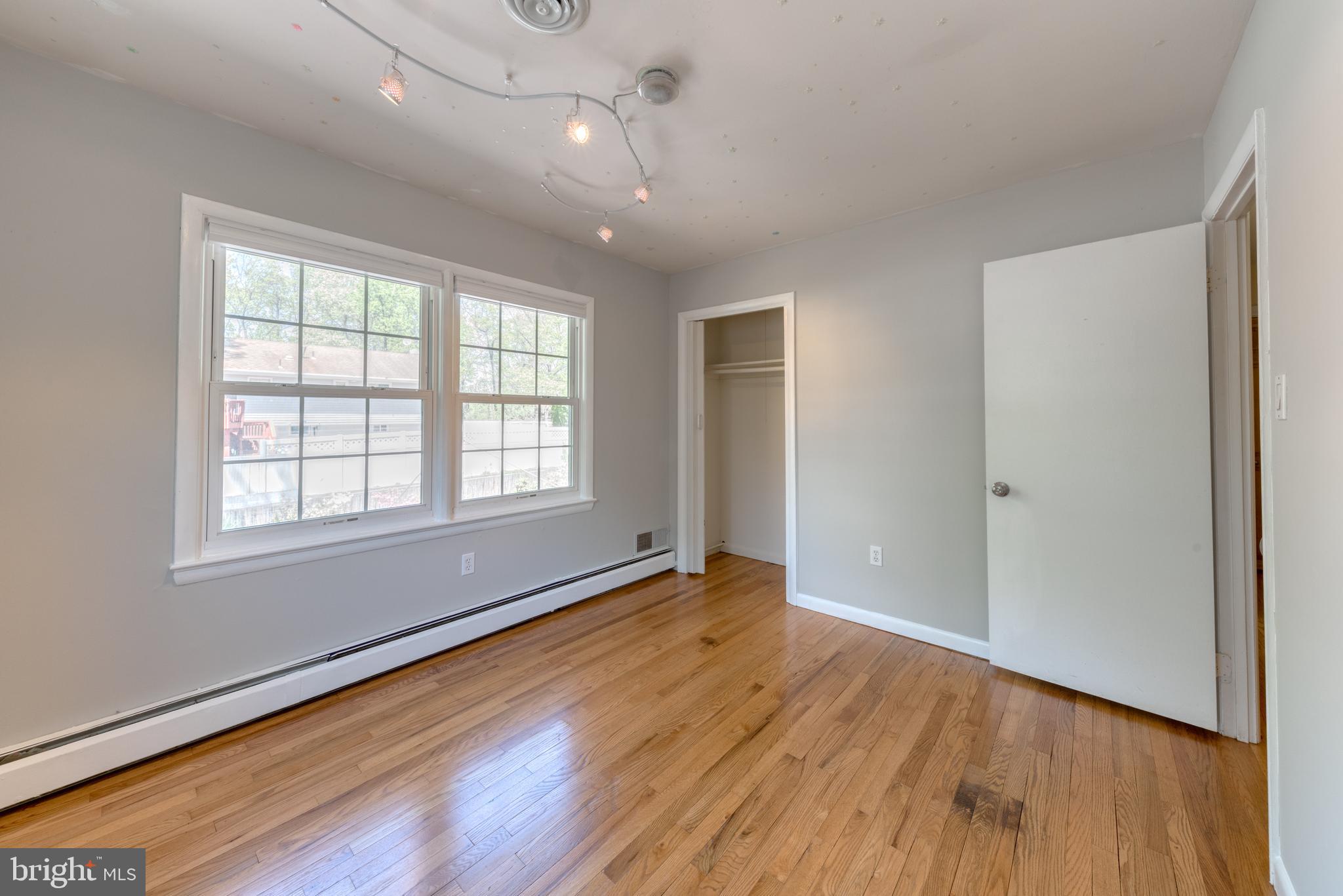 GLENN DALE - Residential