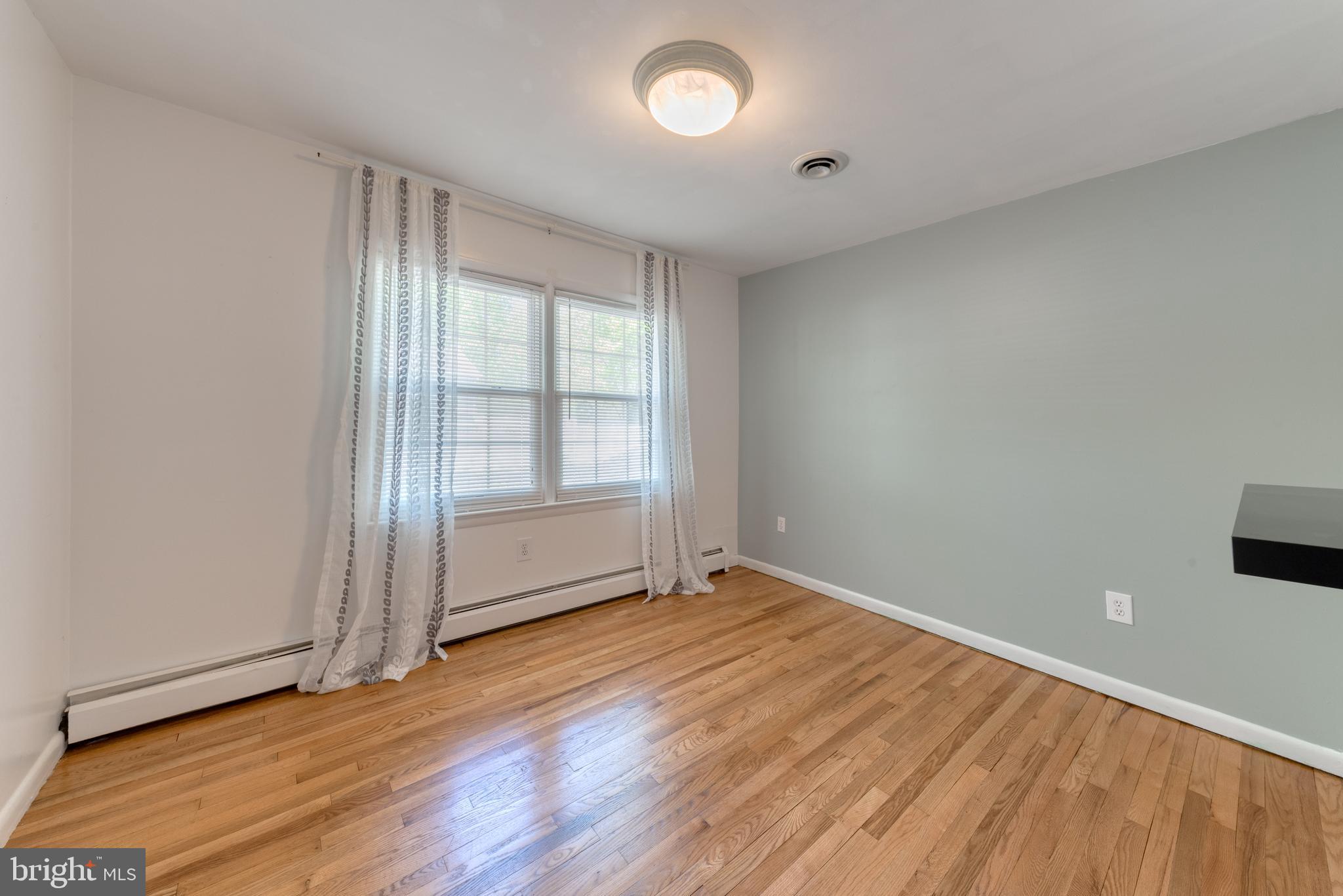 GLENN DALE - Residential