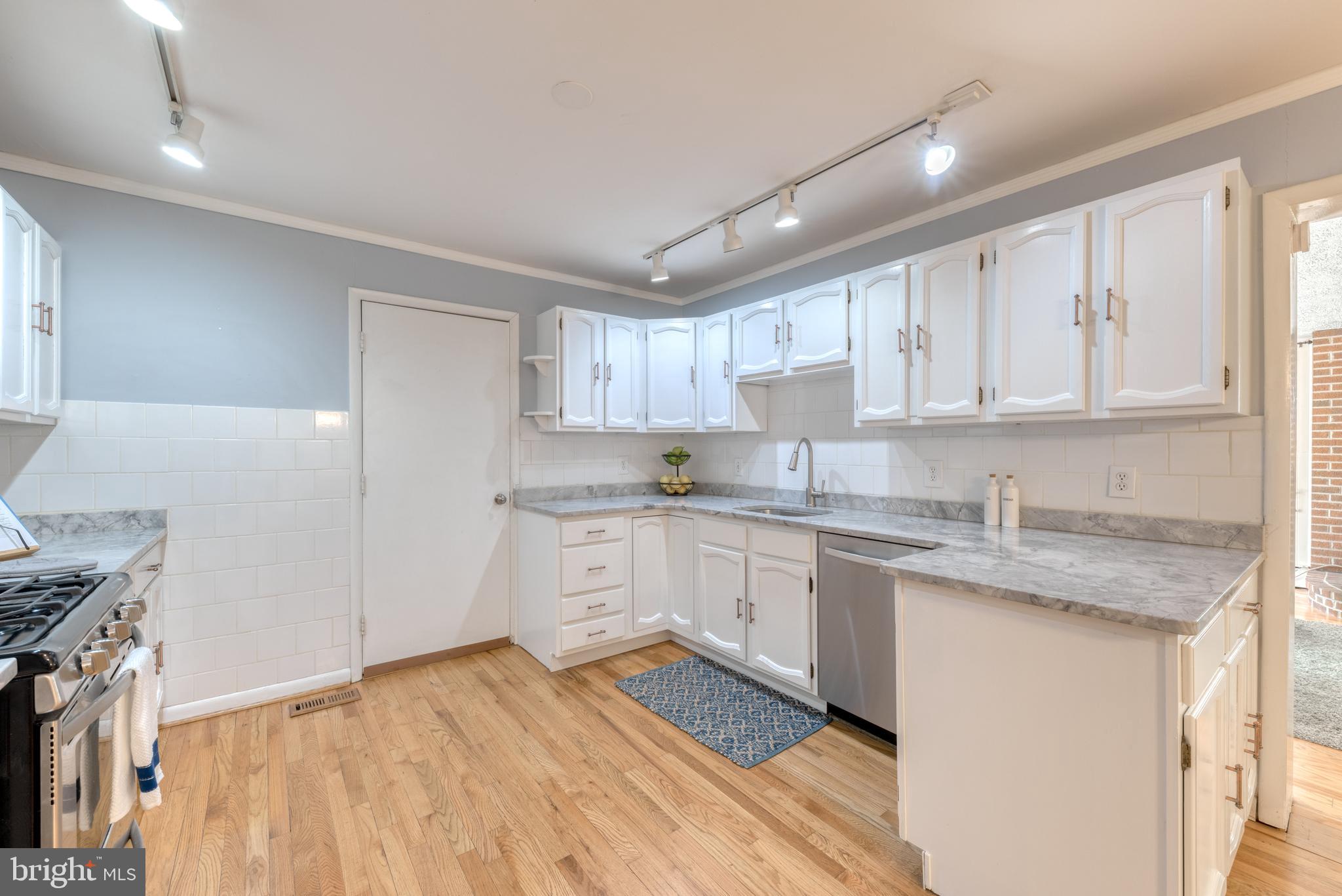 GLENN DALE - Residential