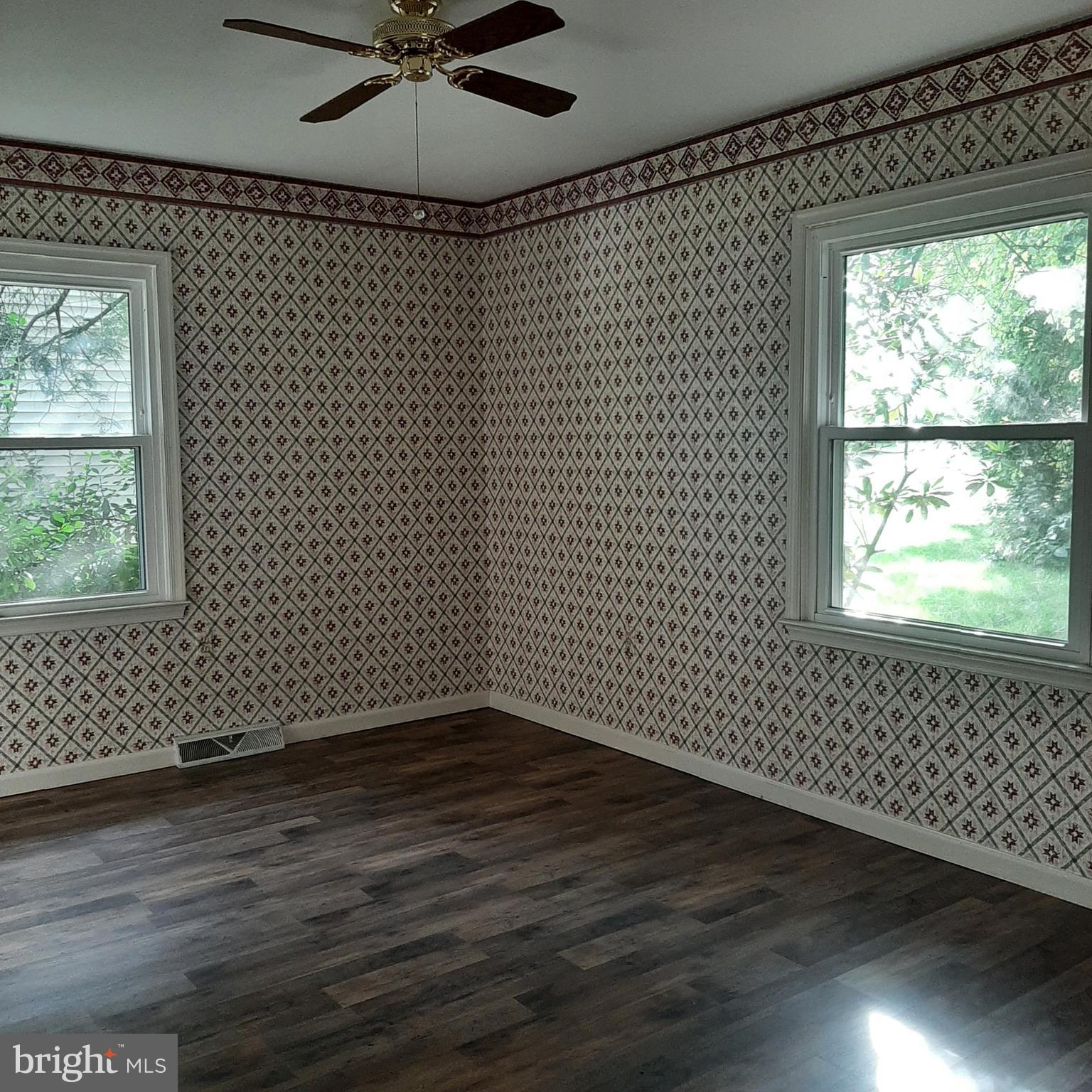 BRIARWOOD - Residential