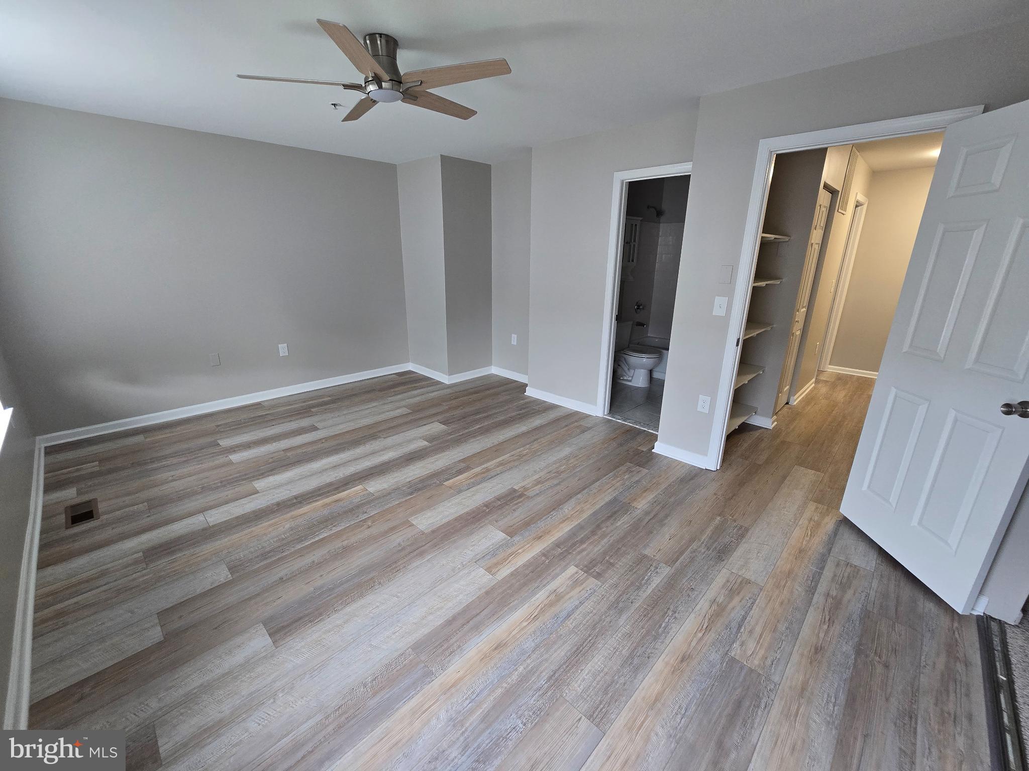 STONEHAVEN MEWS IN CROFTON VILLAGE - Residential Lease