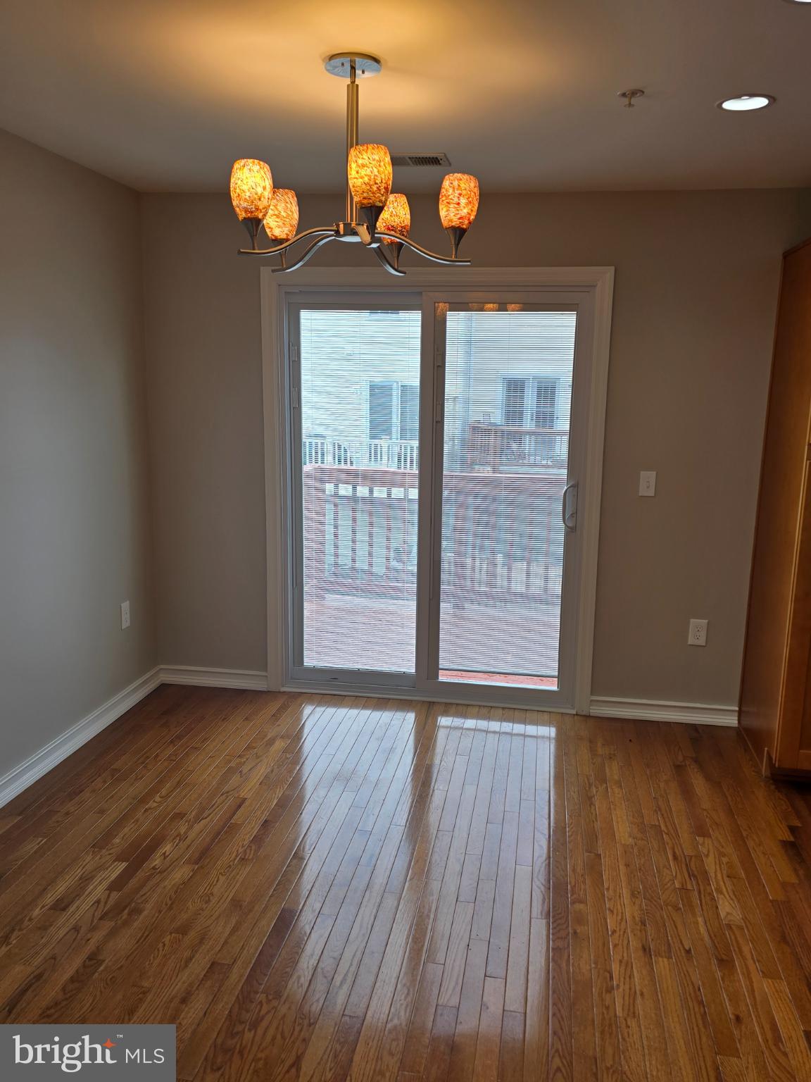 STONEHAVEN MEWS IN CROFTON VILLAGE - Residential Lease