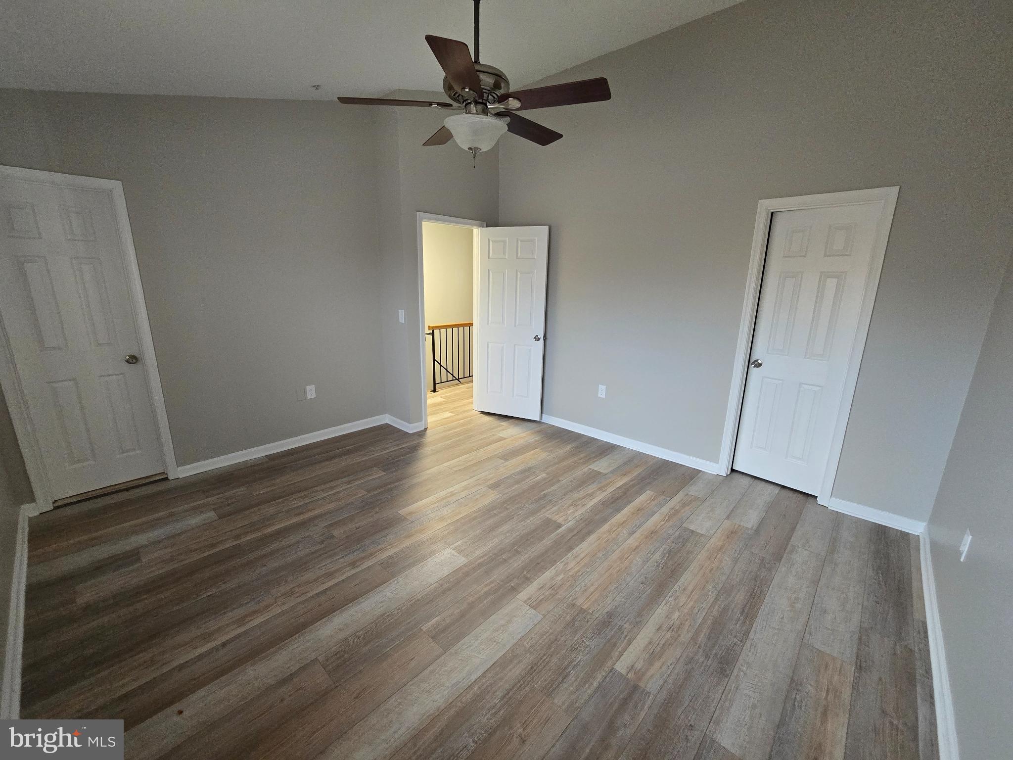 STONEHAVEN MEWS IN CROFTON VILLAGE - Residential Lease