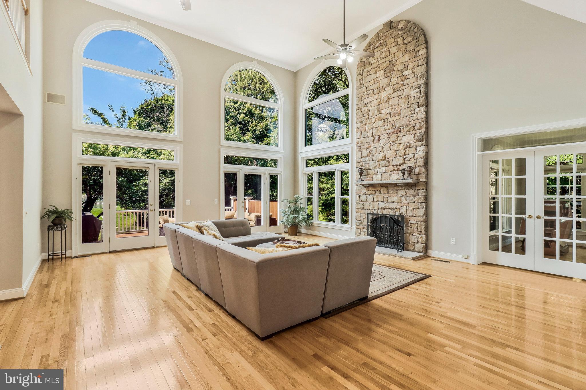 BROWNS LANDING - Residential