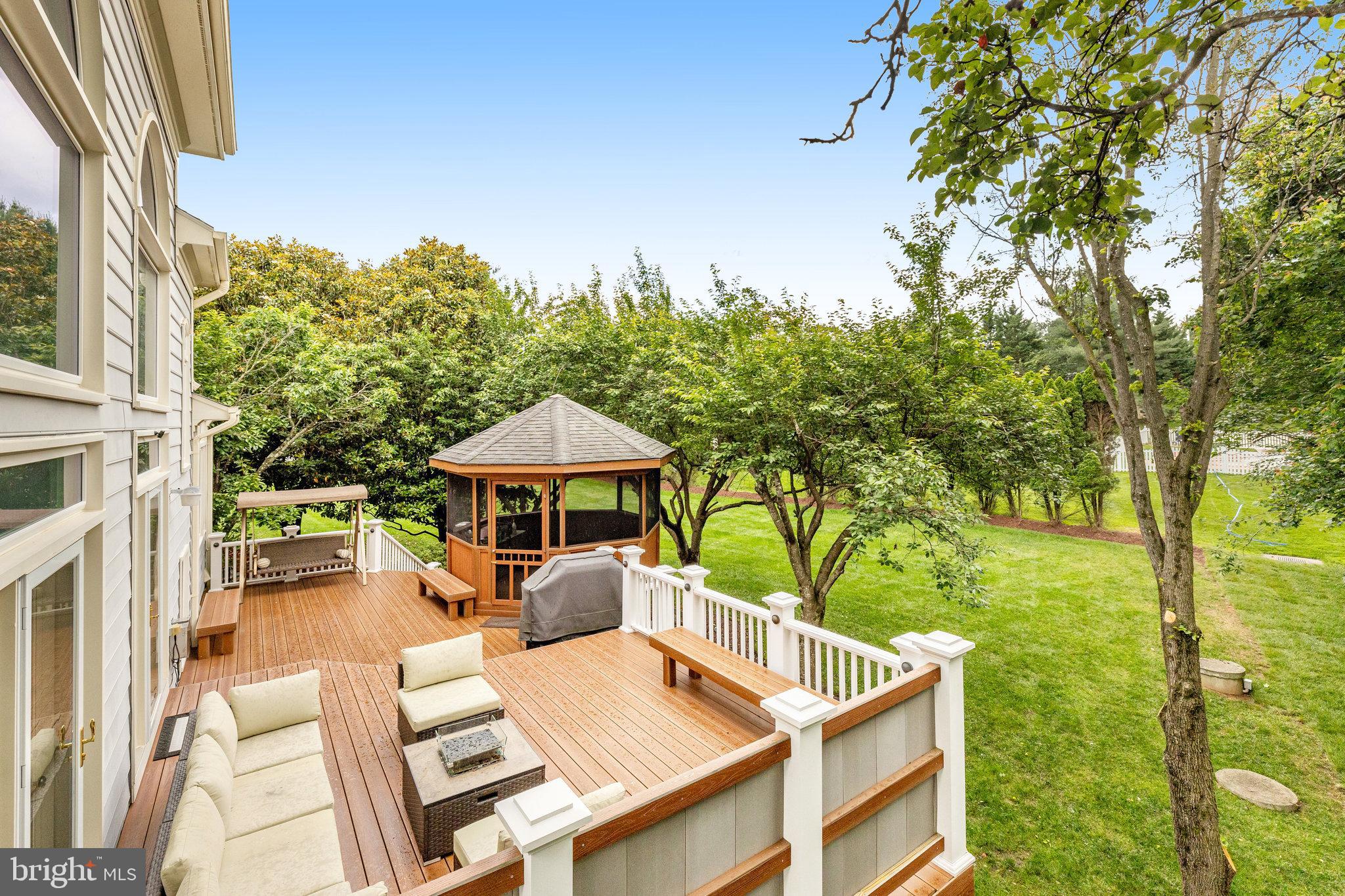 BROWNS LANDING - Residential