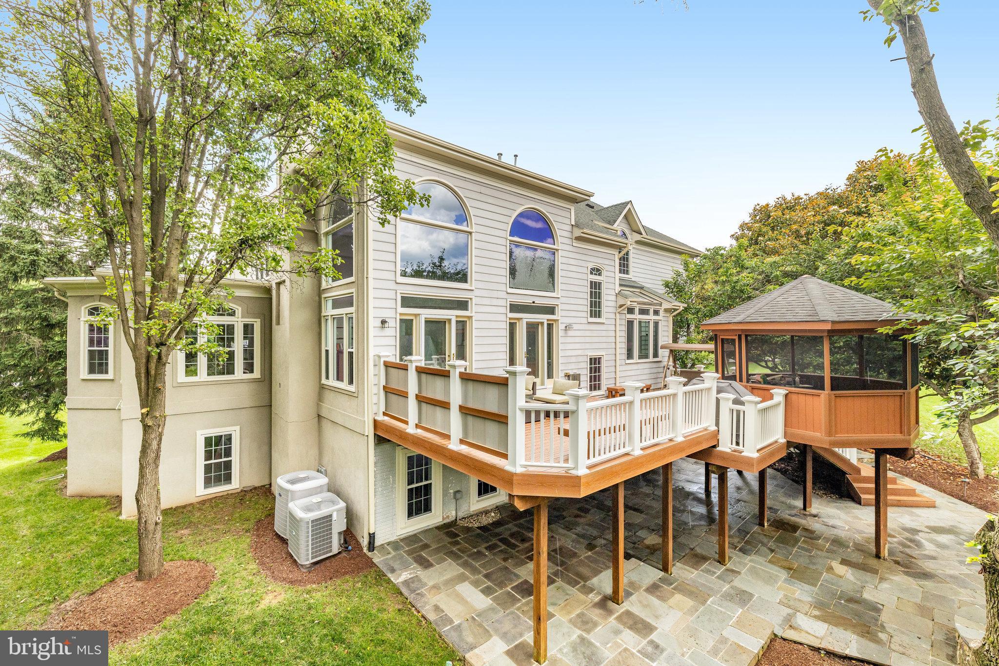 BROWNS LANDING - Residential