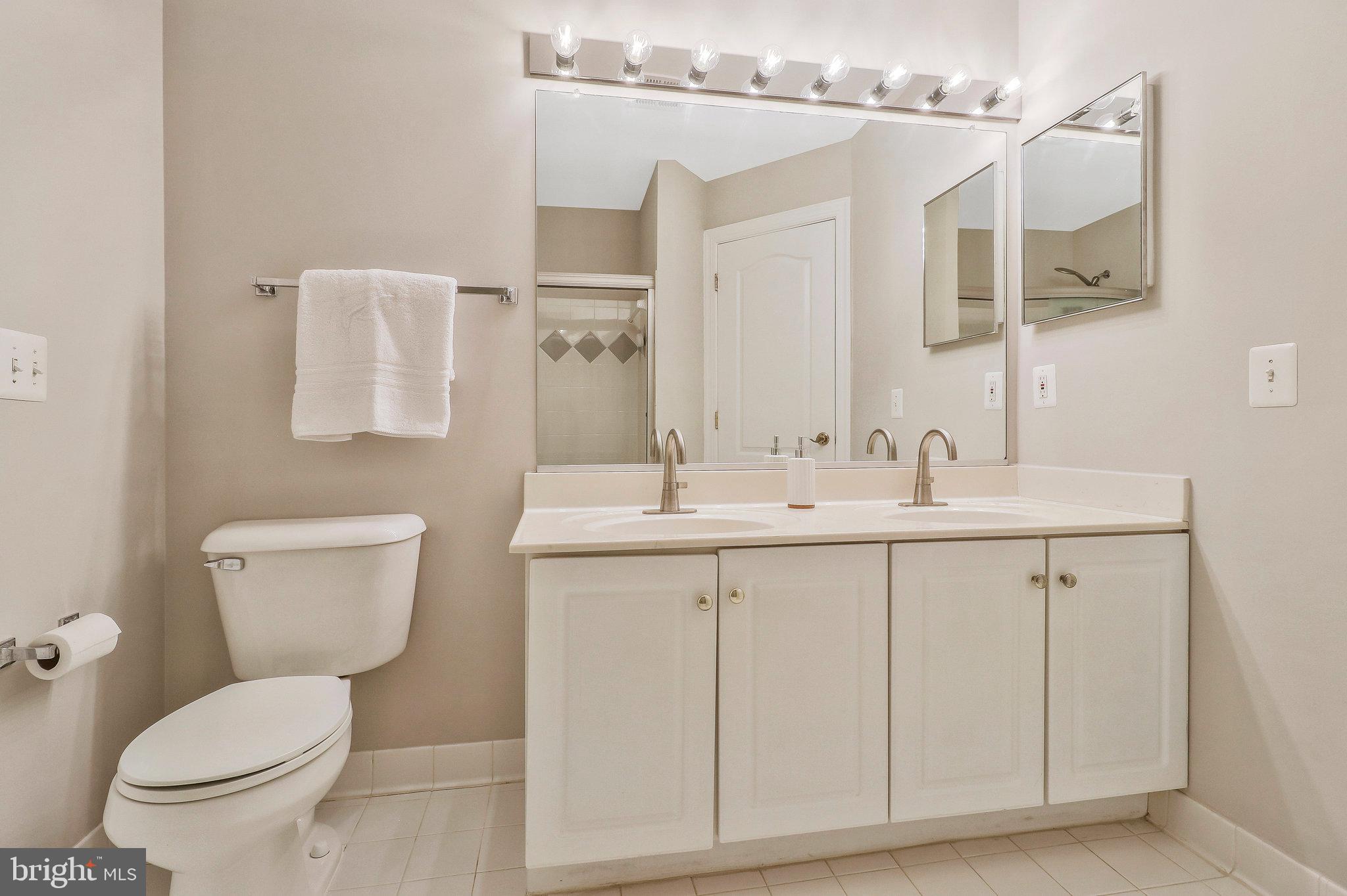 BROWNS LANDING - Residential