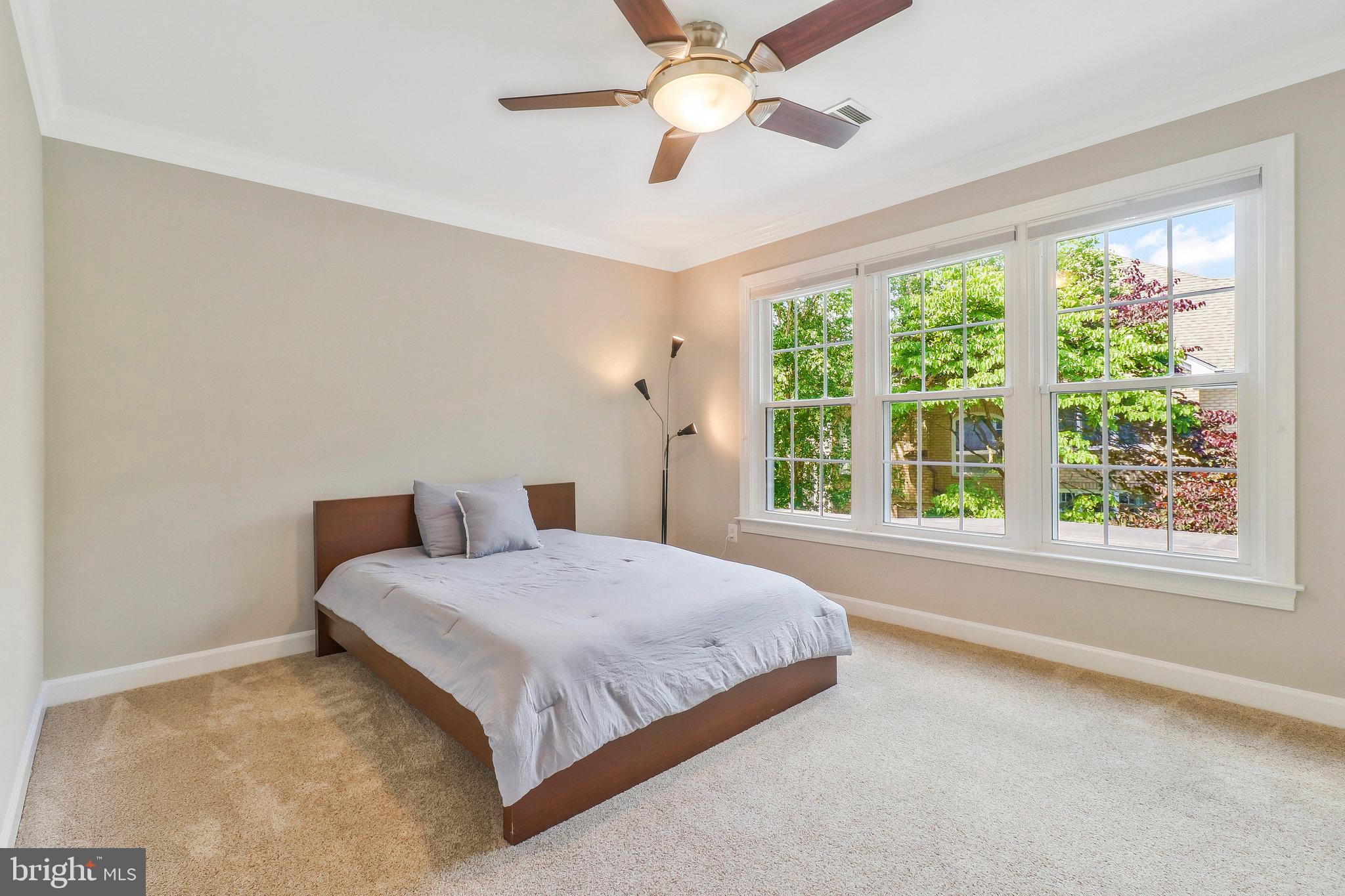 BROWNS LANDING - Residential