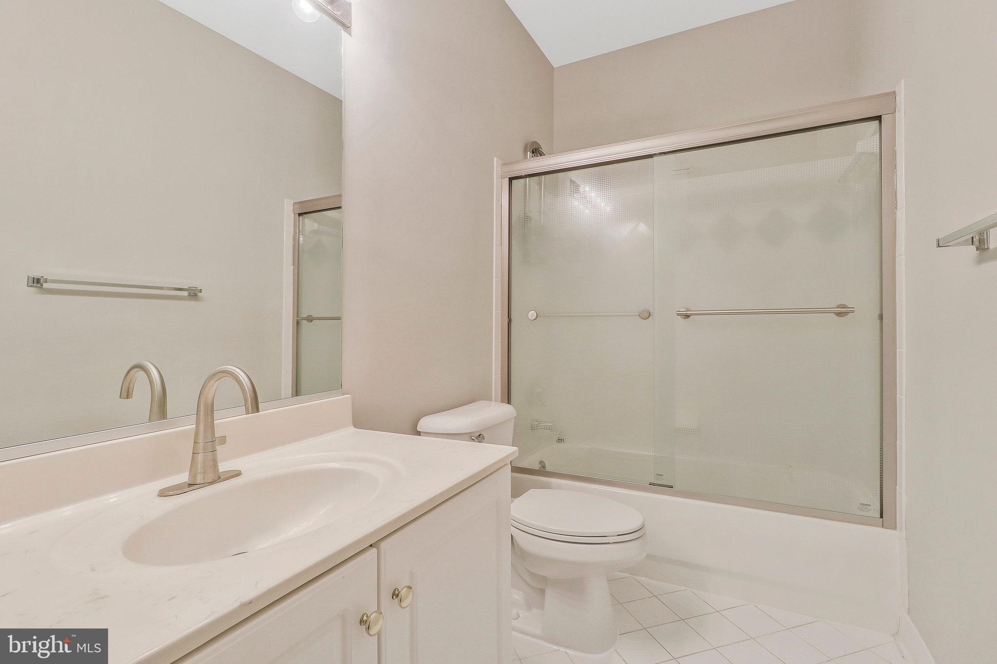 BROWNS LANDING - Residential