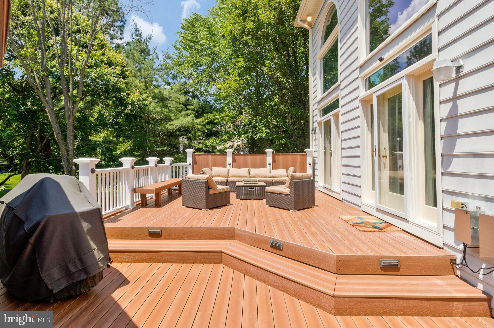 BROWNS LANDING - Residential