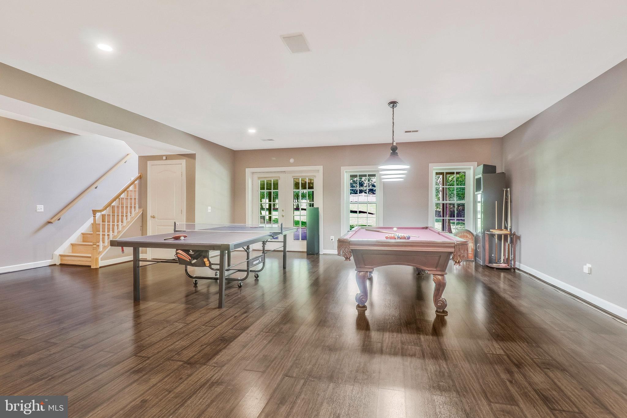 BROWNS LANDING - Residential