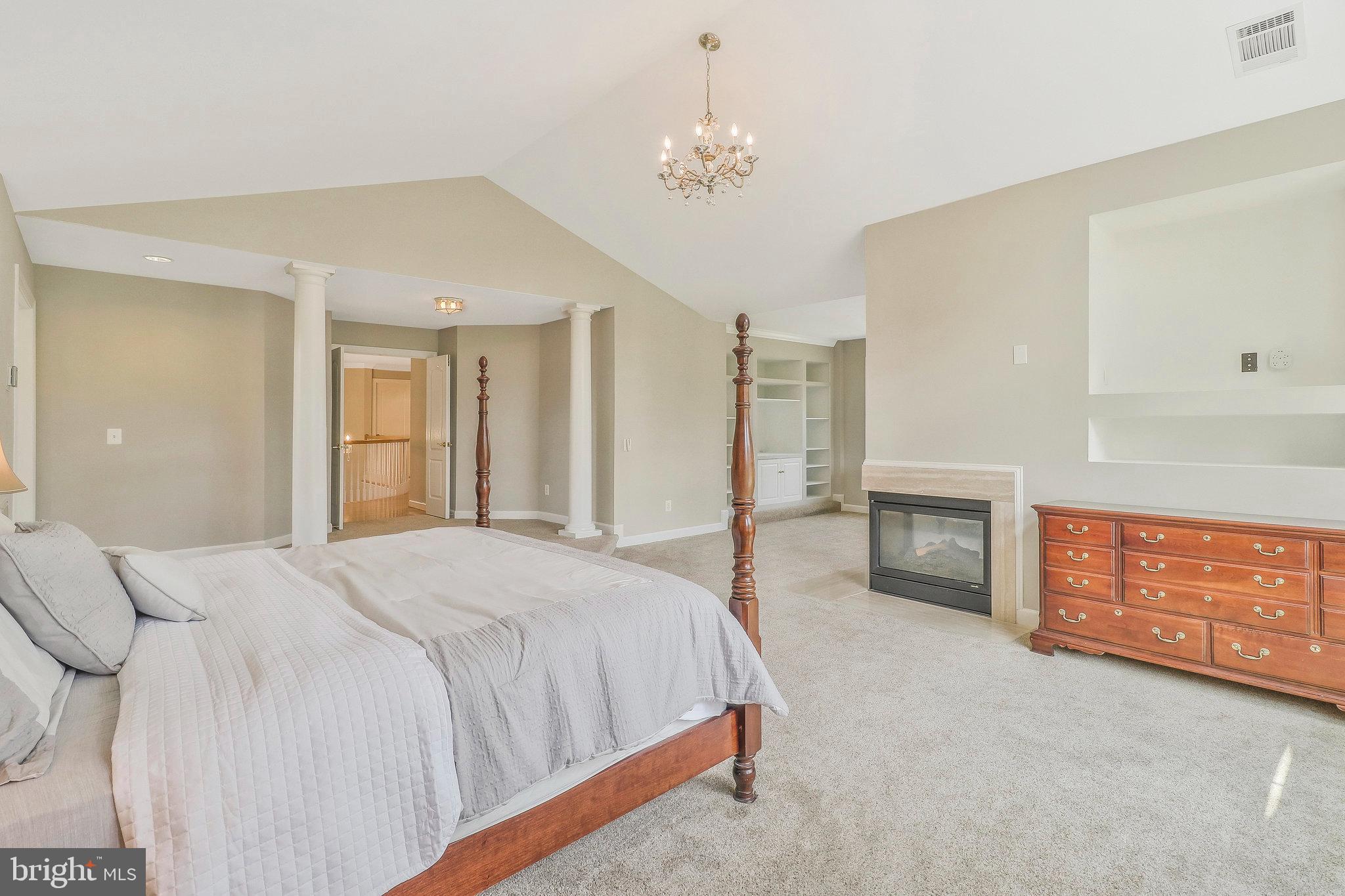 BROWNS LANDING - Residential