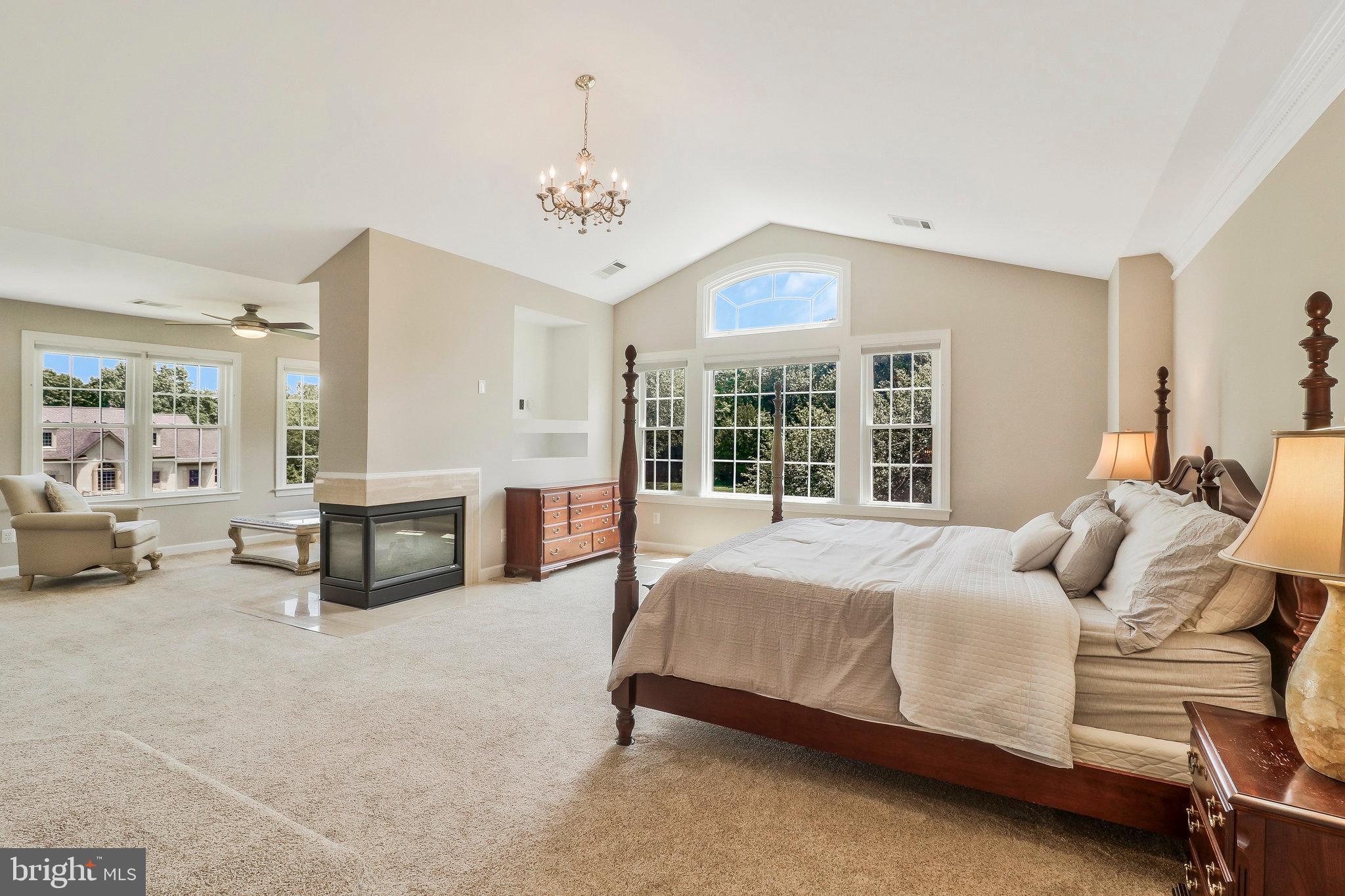 BROWNS LANDING - Residential