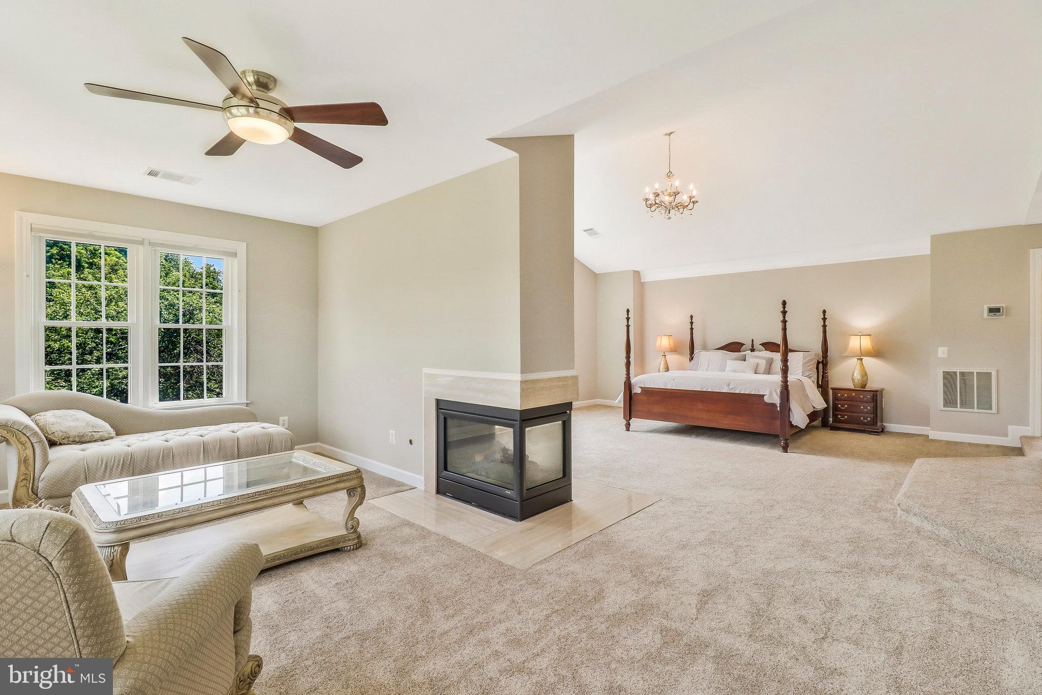 BROWNS LANDING - Residential