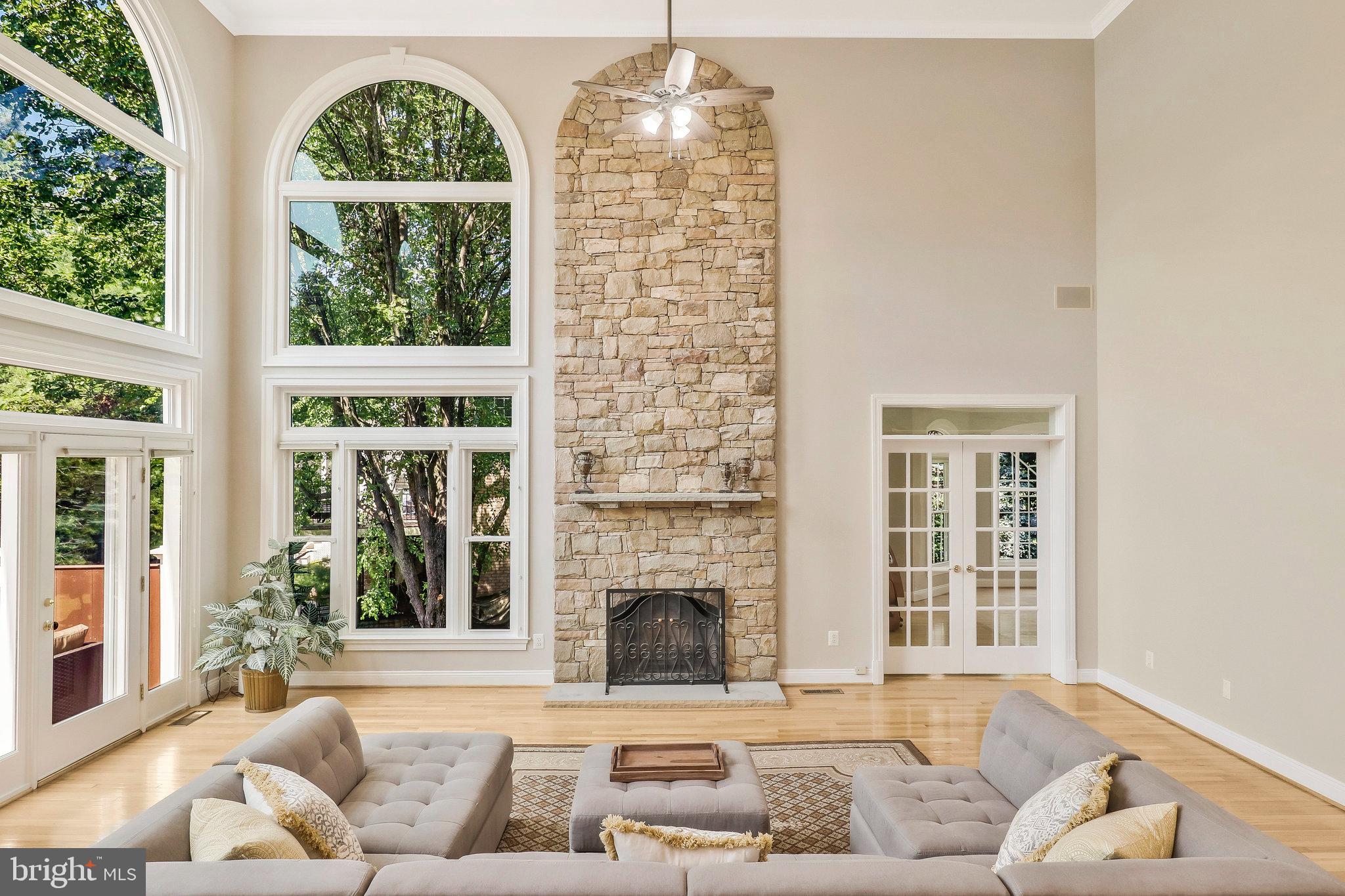 BROWNS LANDING - Residential