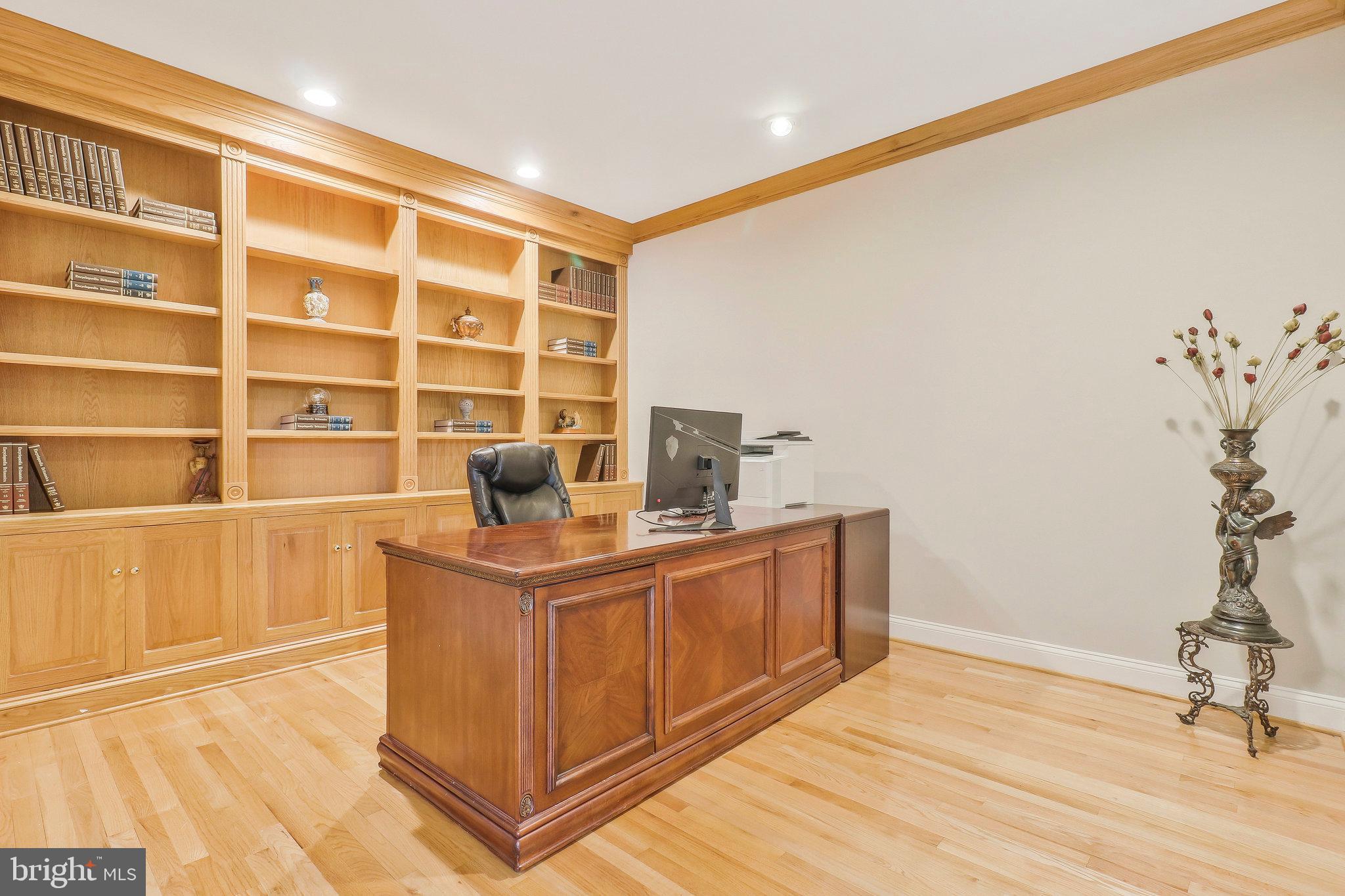 BROWNS LANDING - Residential