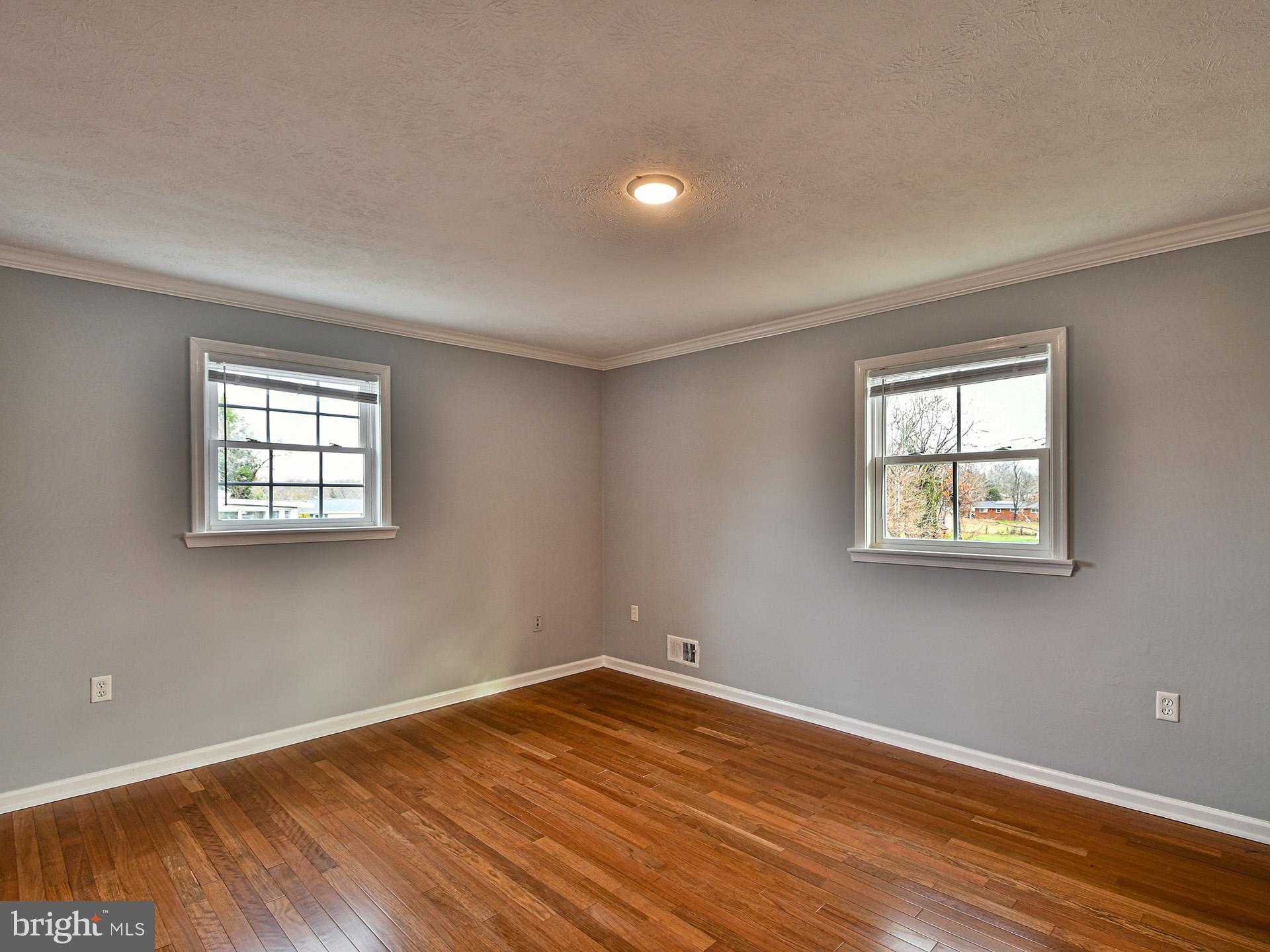 HARWOOD - Residential Lease