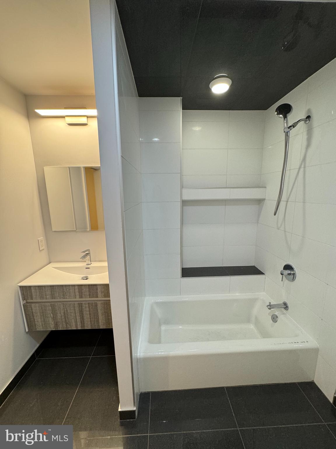 MOUNT VERNON PLACE HISTORIC DISTRICT - Residential Lease