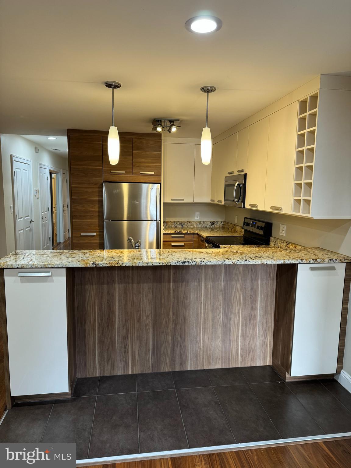 MOUNT VERNON PLACE HISTORIC DISTRICT - Residential Lease