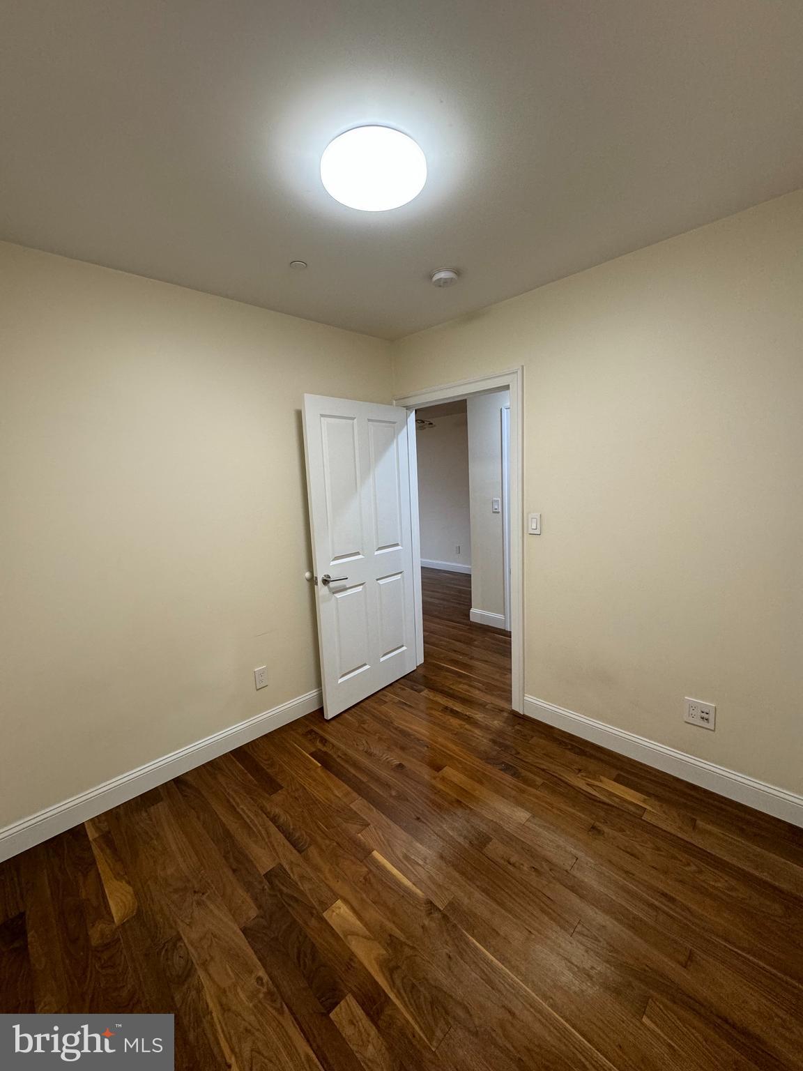 MOUNT VERNON PLACE HISTORIC DISTRICT - Residential Lease