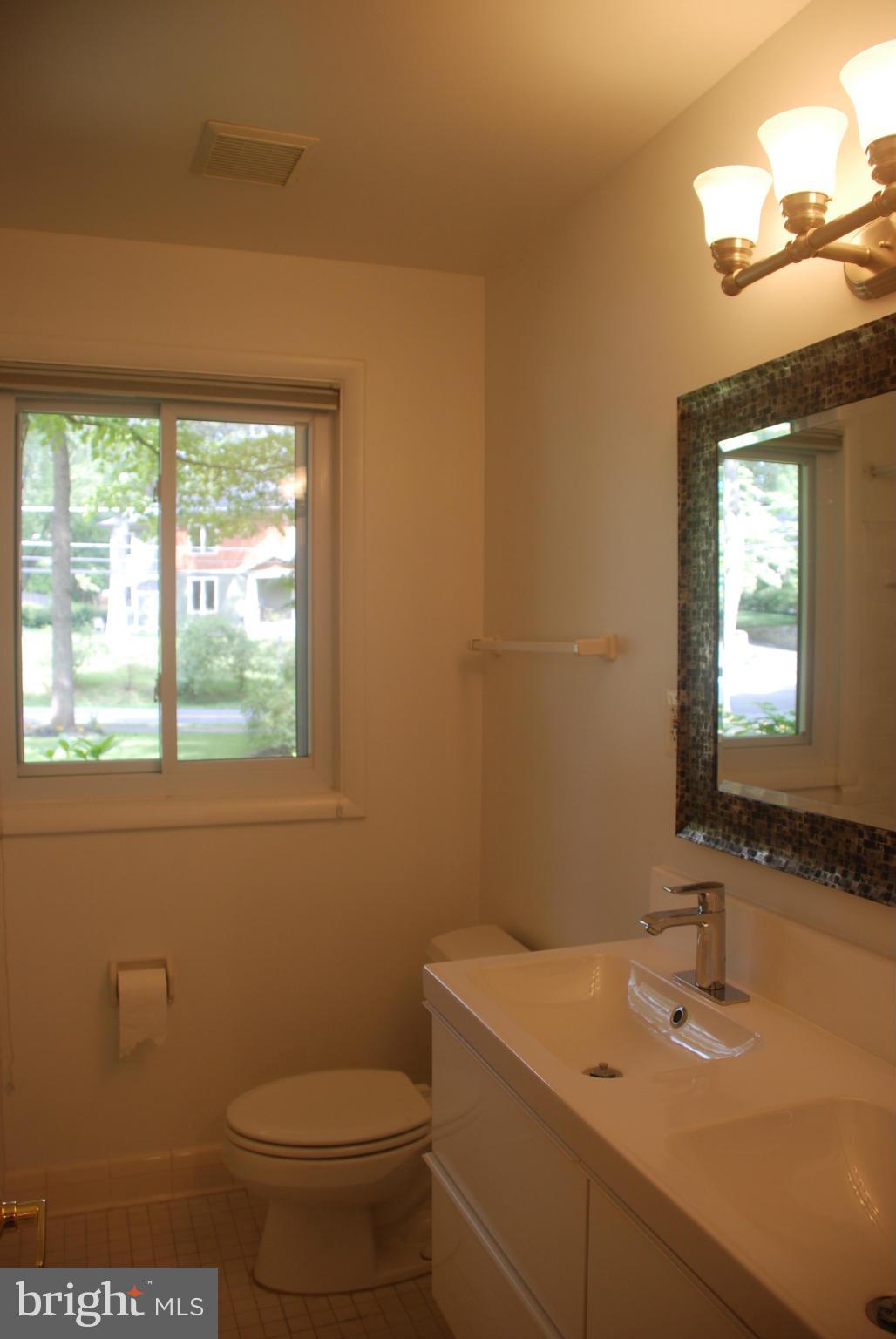 CONGRESSIONAL COUNTRY CLUB ESTATES - Residential Lease