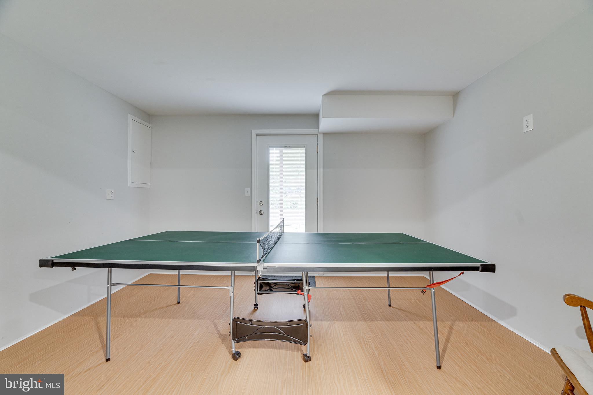 WESTBURY HEIGHTS - Residential