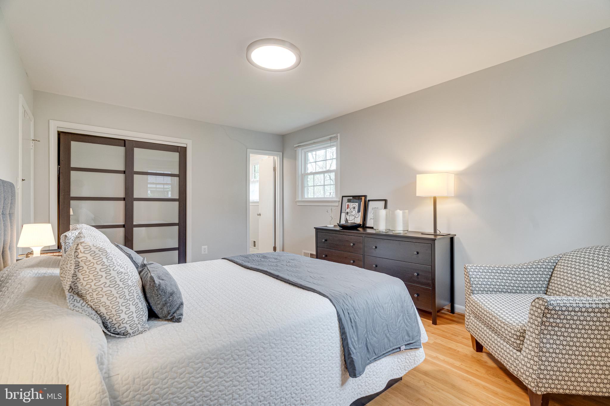 WESTBURY HEIGHTS - Residential