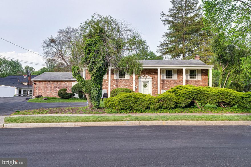Location! Location! Location! Walkable distance to Mclean High School ! Quiet cul-de-sac Street! Spacious 5 Bedrooms, 3 Full Baths, over 3,300 sq ft single family house in Mclean!! With oversized 2 car garage, in highly sought after McLean school district.   McLean Swimming and Tennis Club, and Lewisville Park. Easy commute to DC, close to shopping centers (Tysons) and Metro. Updated kitchen, Deck, Hardwood floors upstairs and newer carpet downstairs. Newer Heating, A/C, & windows. Fenced and private back yard. Kent Garden ES - Longfellow MS.