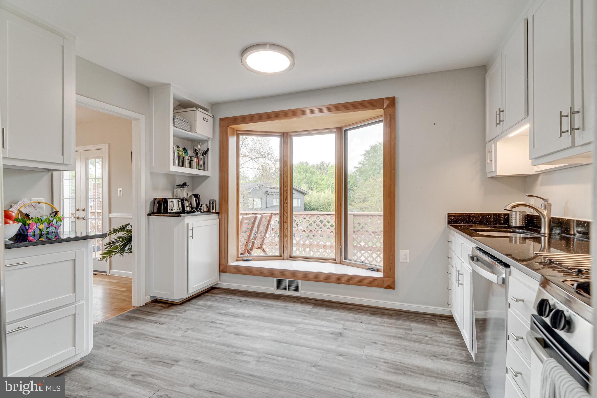 WESTBURY HEIGHTS - Residential