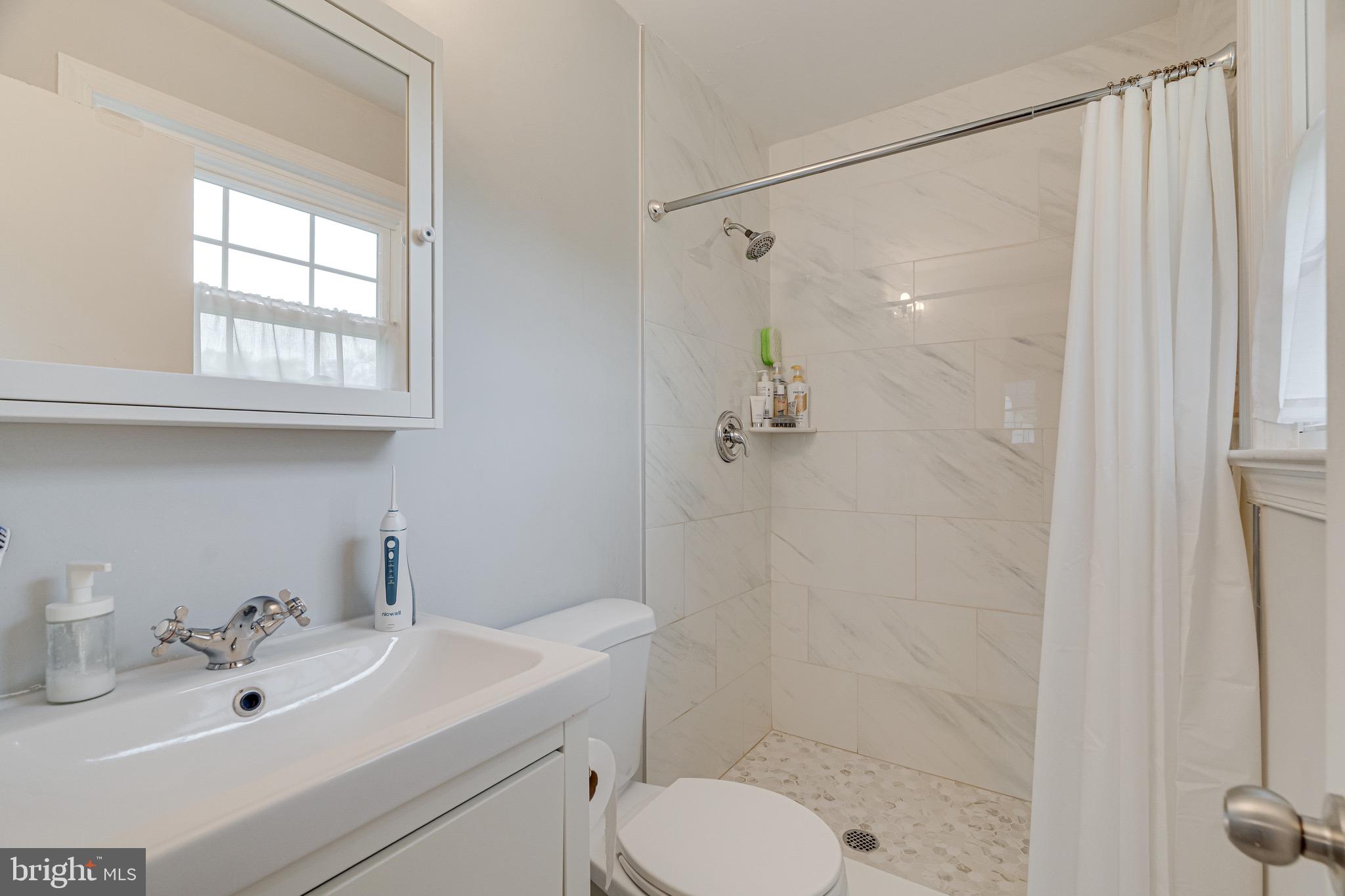 WESTBURY HEIGHTS - Residential