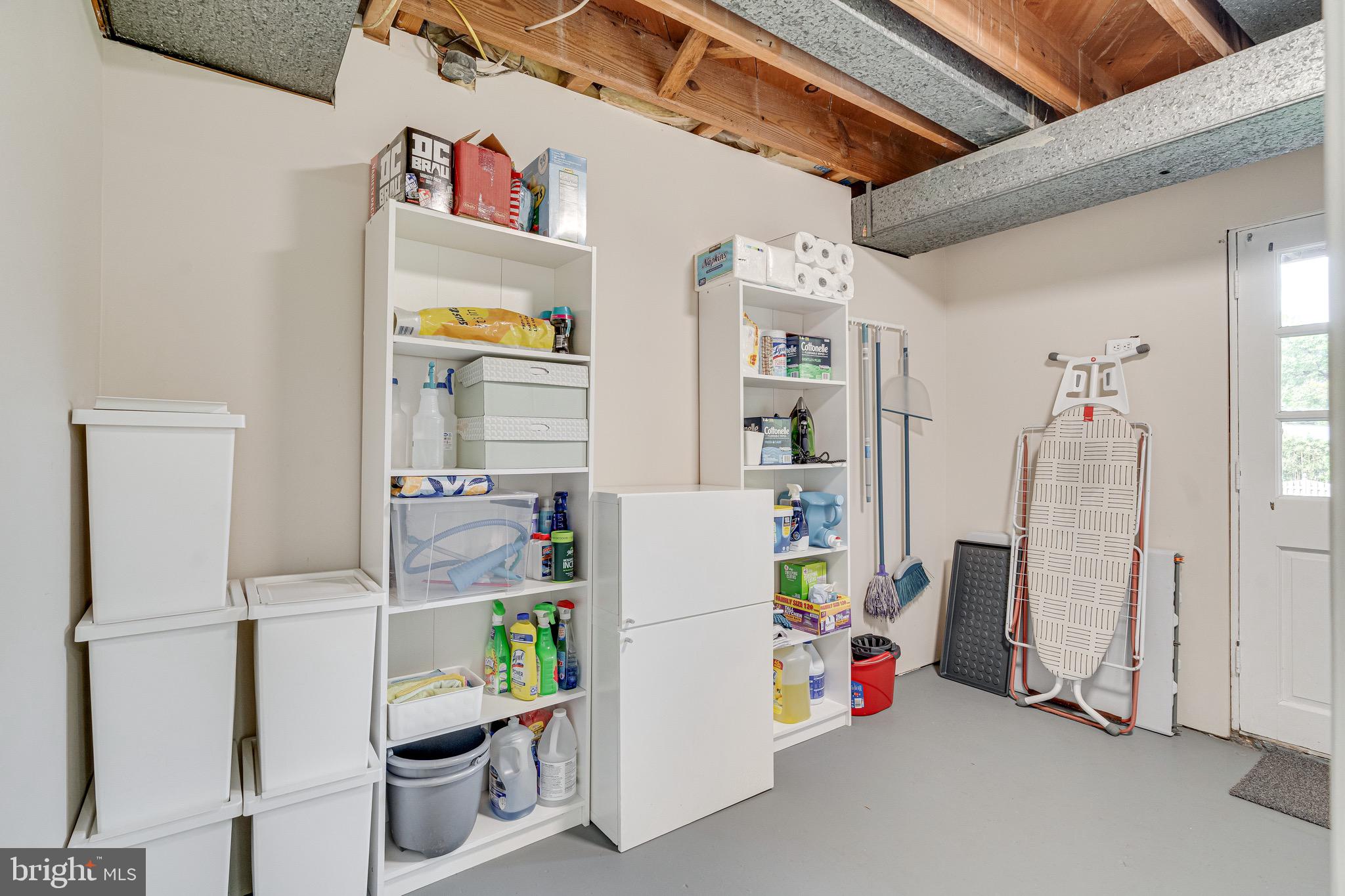 WESTBURY HEIGHTS - Residential