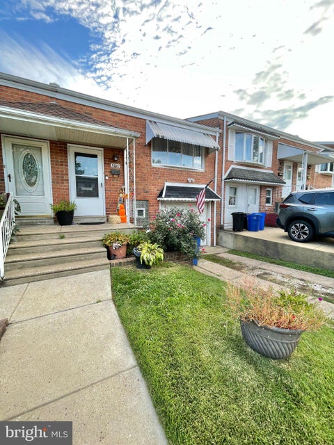 Townhouse For Sale - 3622 Rayland Road<br/> PHILADELPHIA, PA 19154