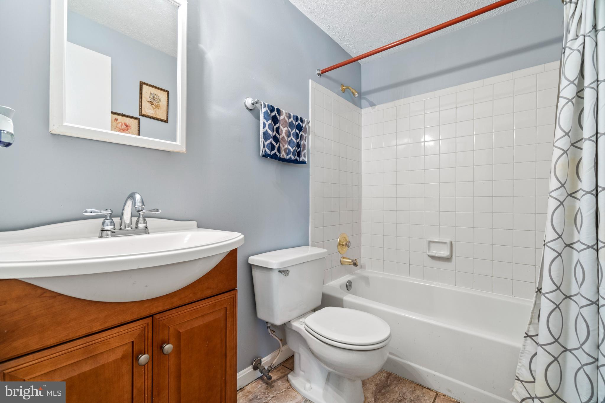 DALE CITY - Residential