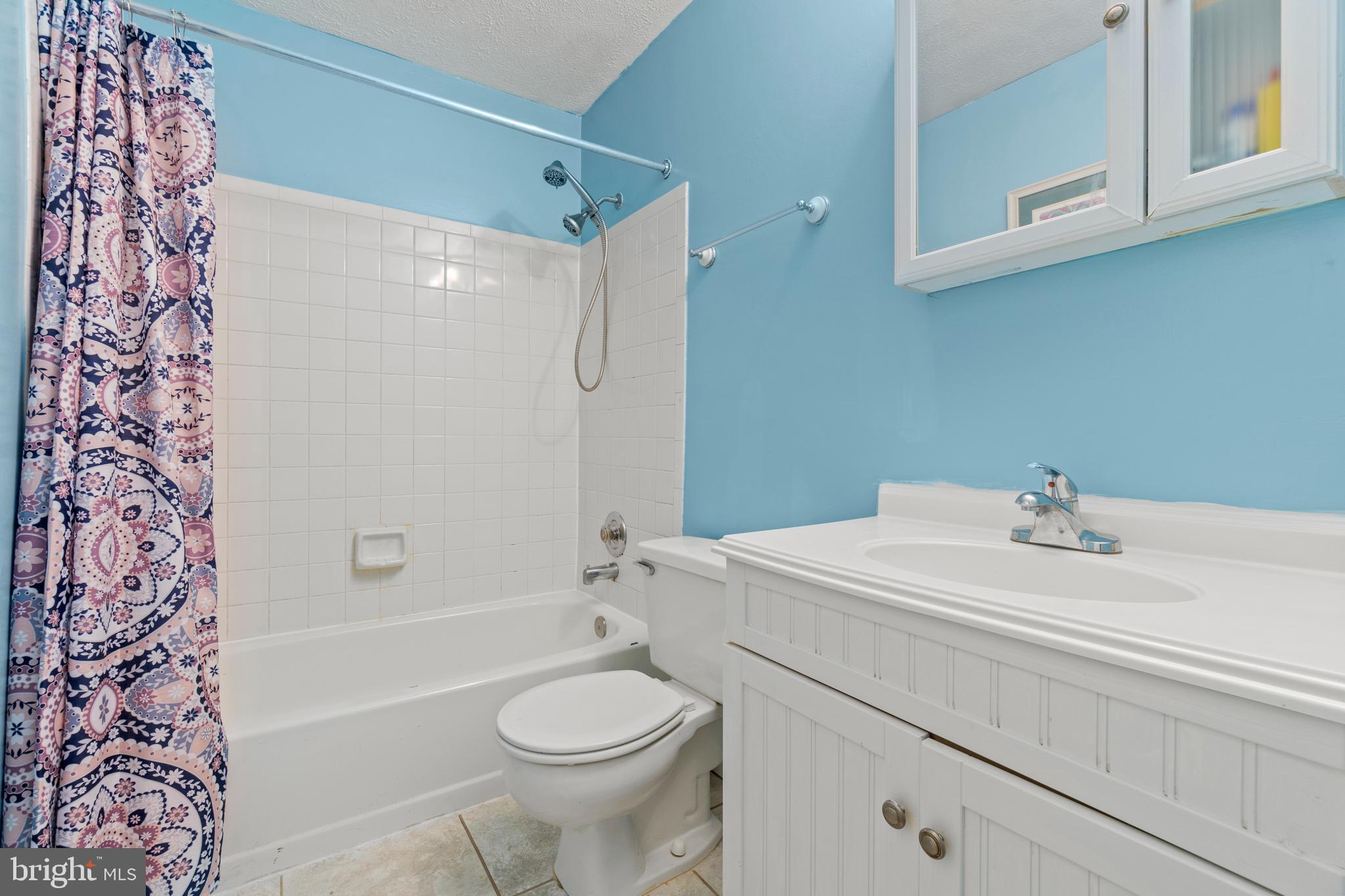 DALE CITY - Residential