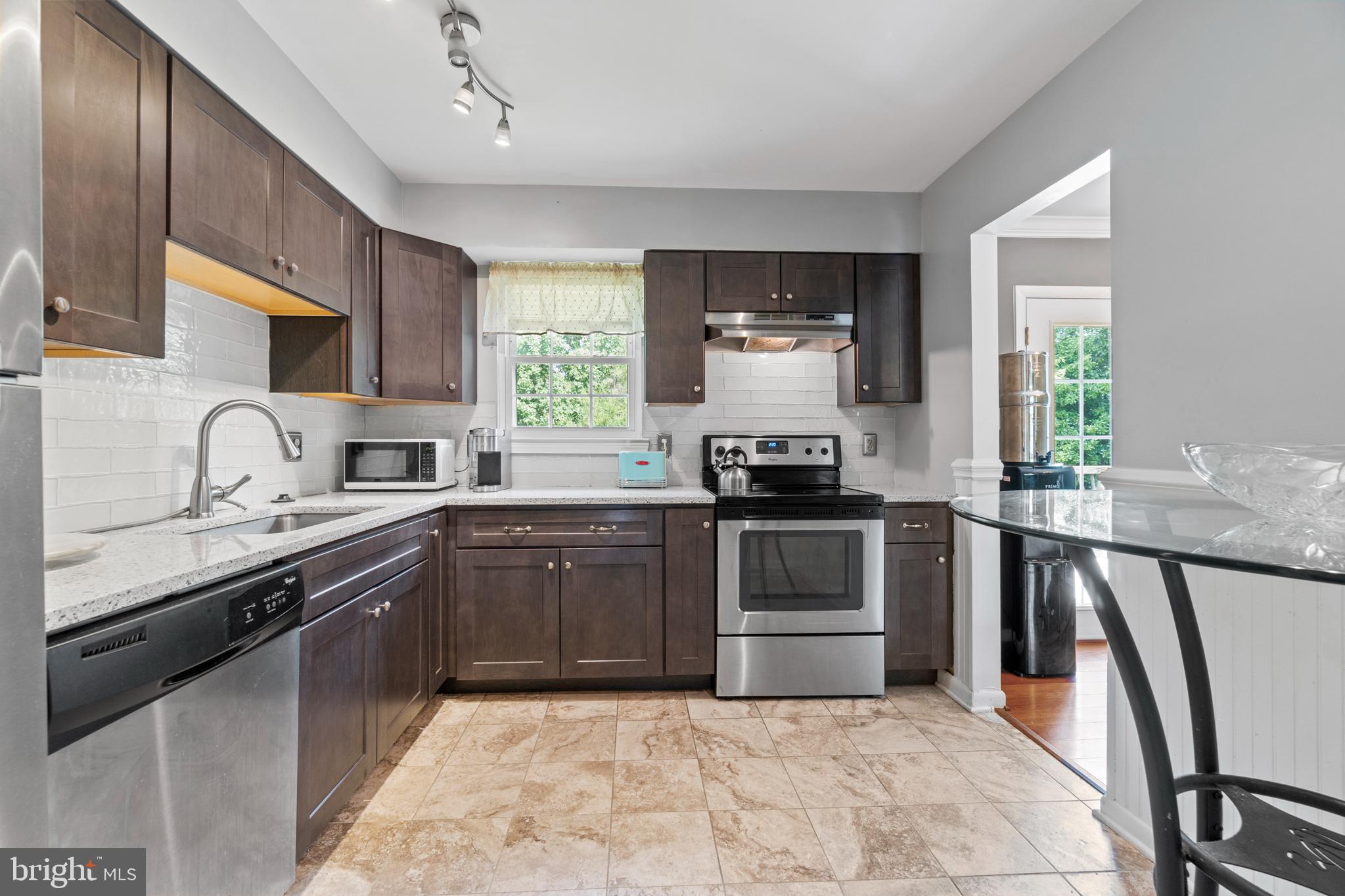 DALE CITY - Residential