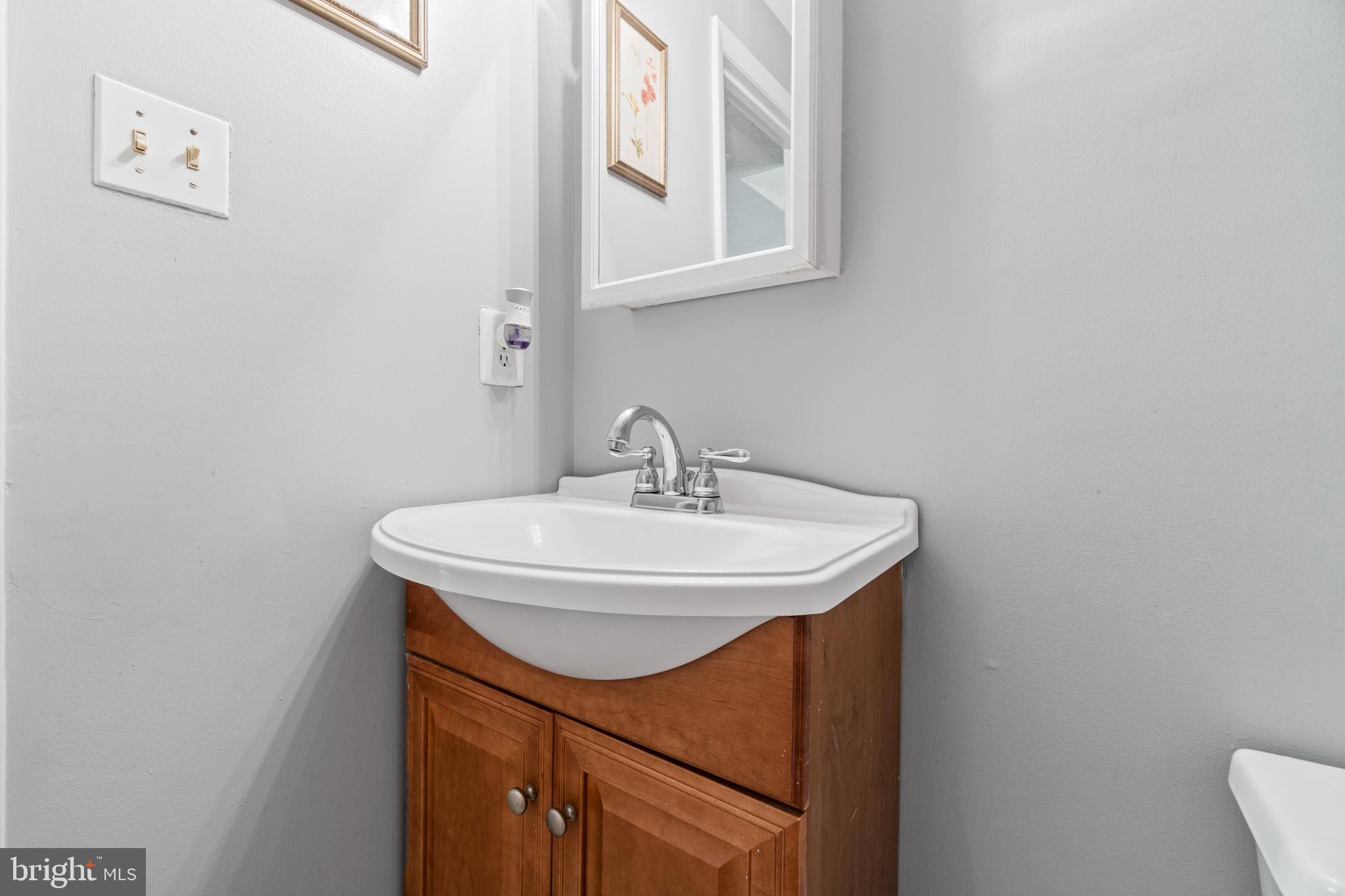 DALE CITY - Residential