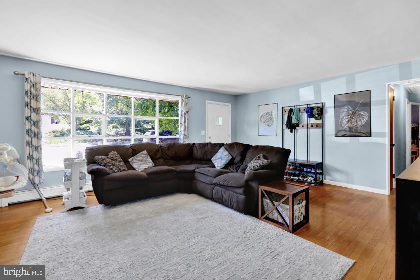 4621 HILLSIDE ROAD