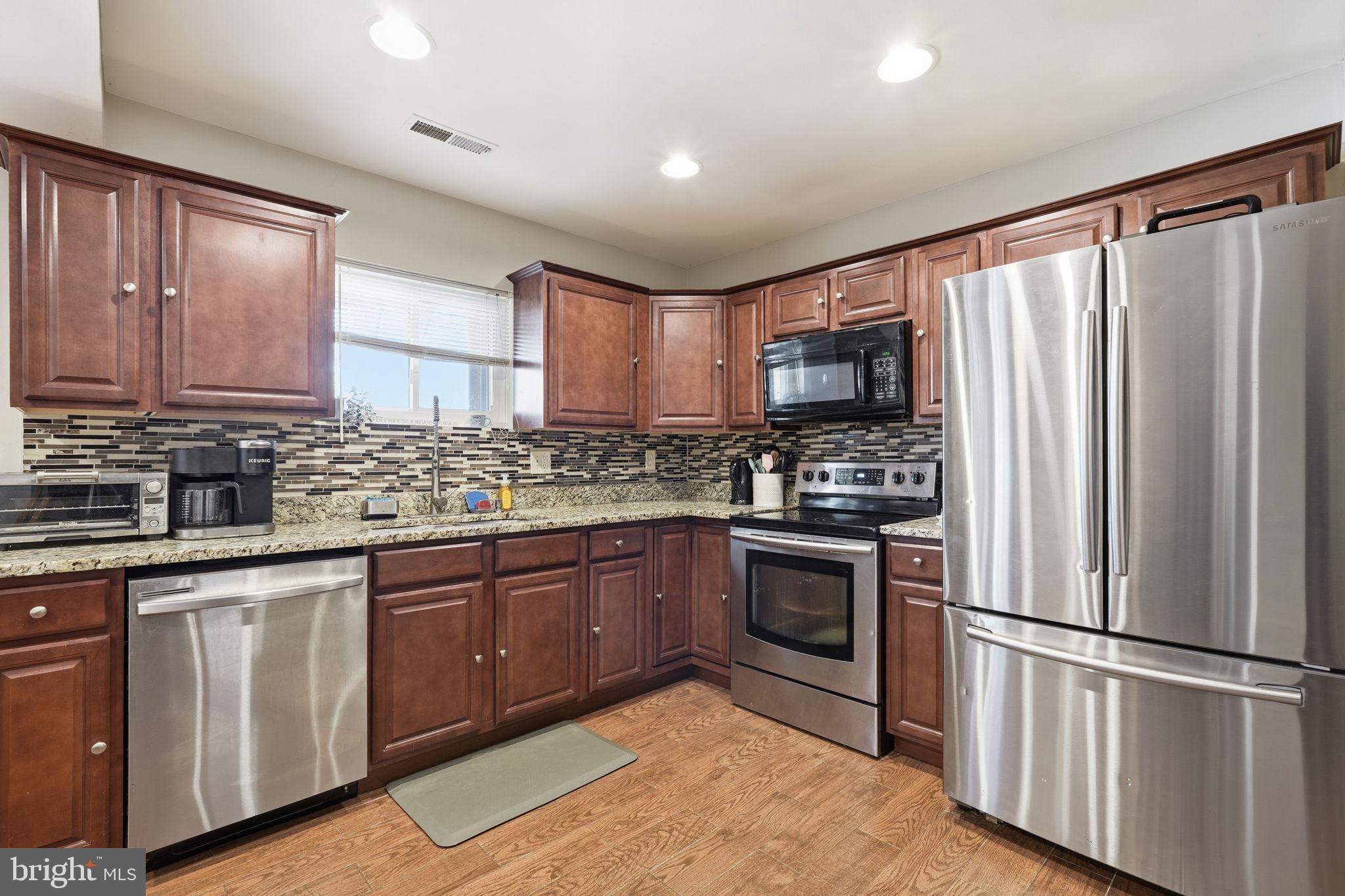 SOMERSET AT WESTRIDGE - Residential