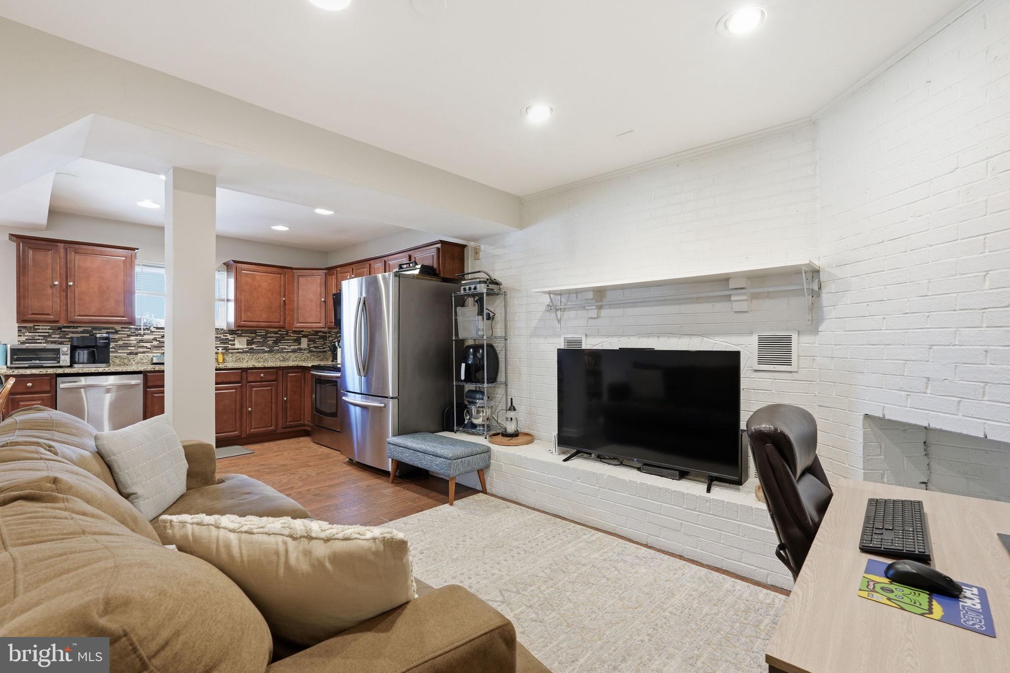 SOMERSET AT WESTRIDGE - Residential