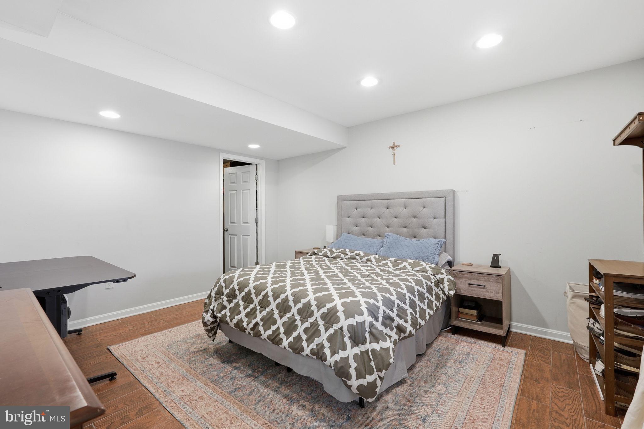 SOMERSET AT WESTRIDGE - Residential